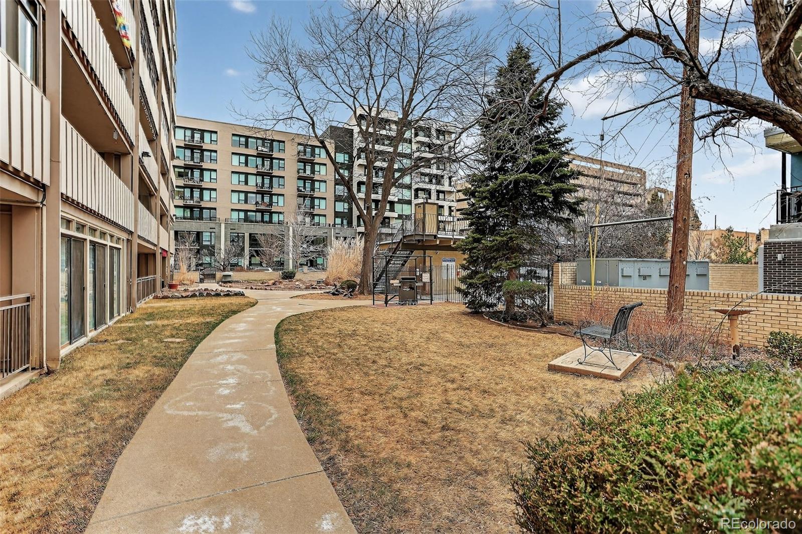 MLS Image #4 for 1111 n ash street,denver, Colorado