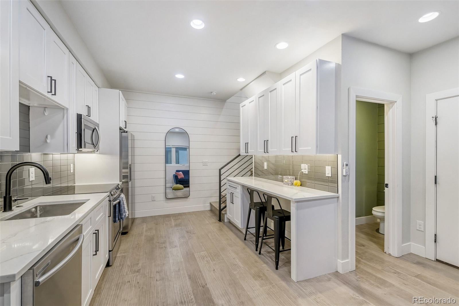 MLS Image #6 for 2478 s delaware street,denver, Colorado