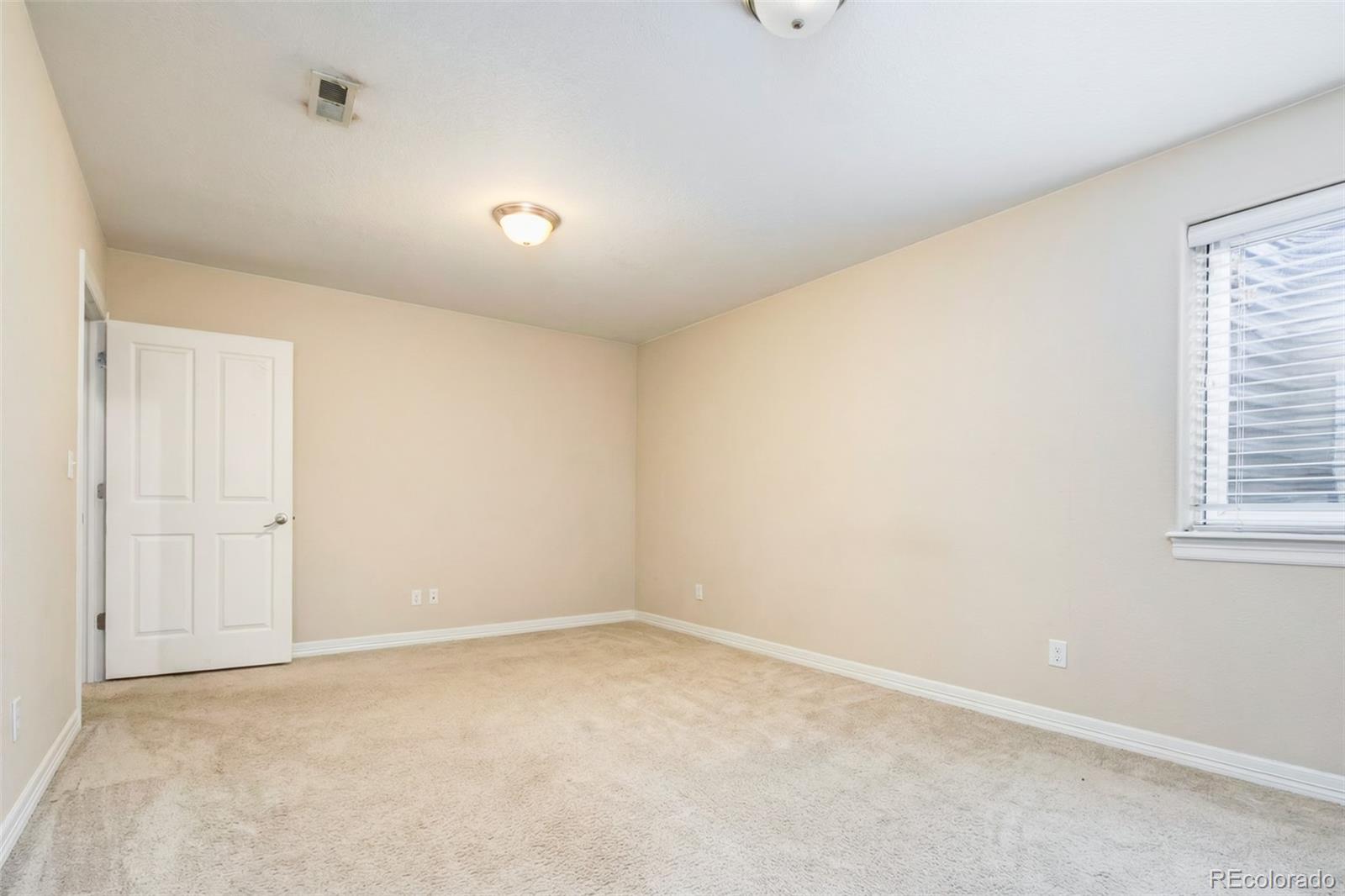 MLS Image #27 for 2245 s high street,denver, Colorado