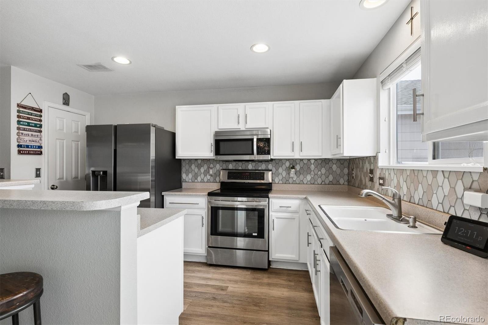 MLS Image #11 for 19037 e 57th place ,denver, Colorado