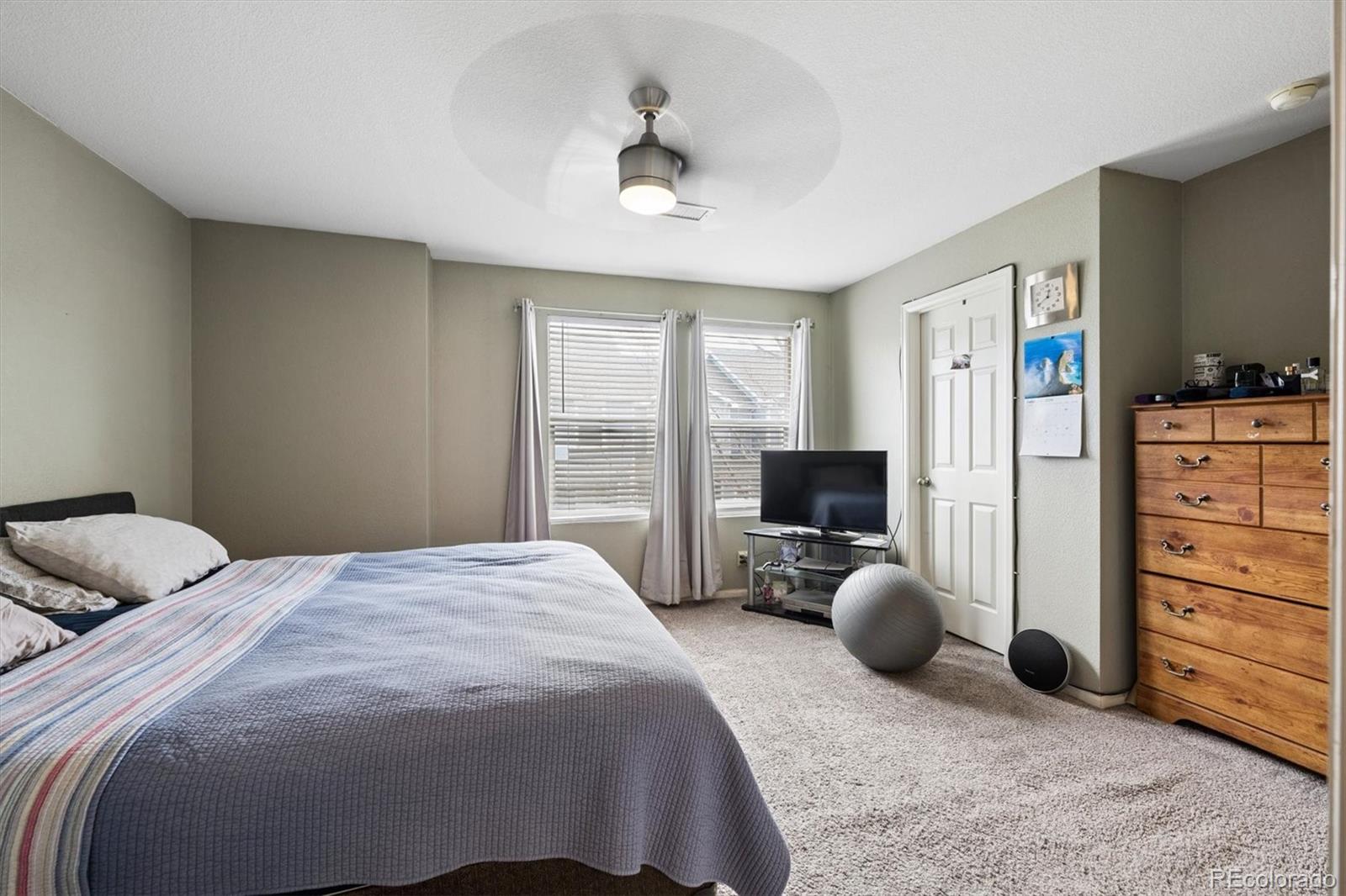 MLS Image #18 for 19037 e 57th place ,denver, Colorado