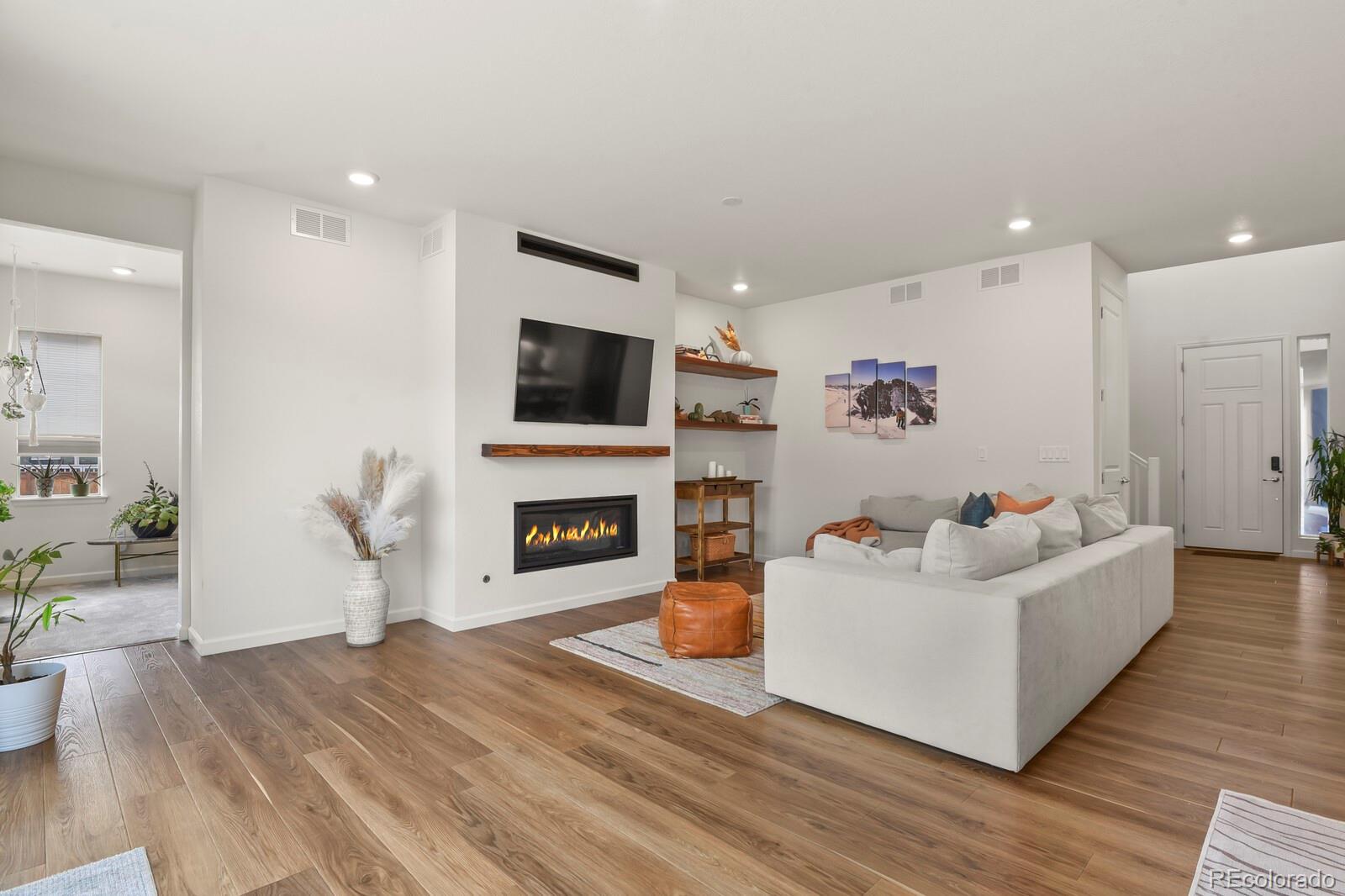 MLS Image #12 for 9980  victor street,commerce city, Colorado