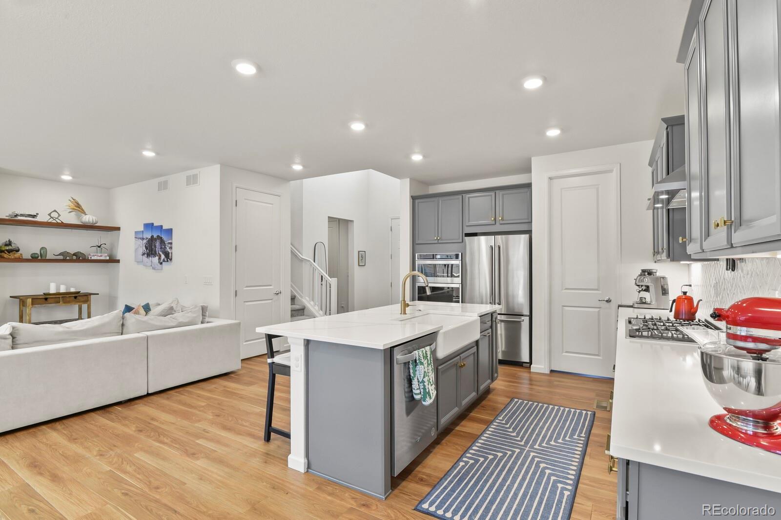 MLS Image #8 for 9980  victor street,commerce city, Colorado