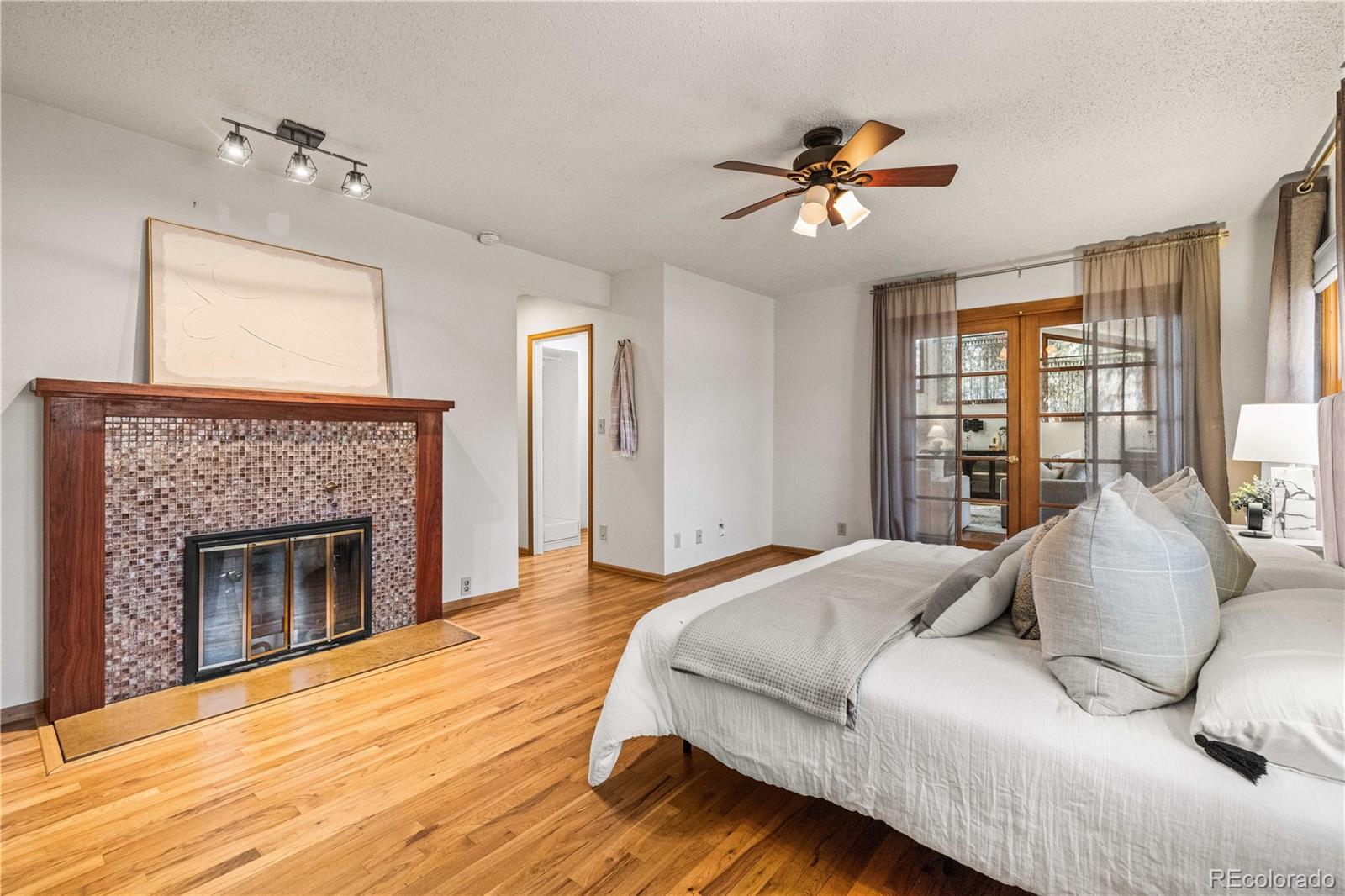 MLS Image #19 for 710  garland street,lakewood, Colorado