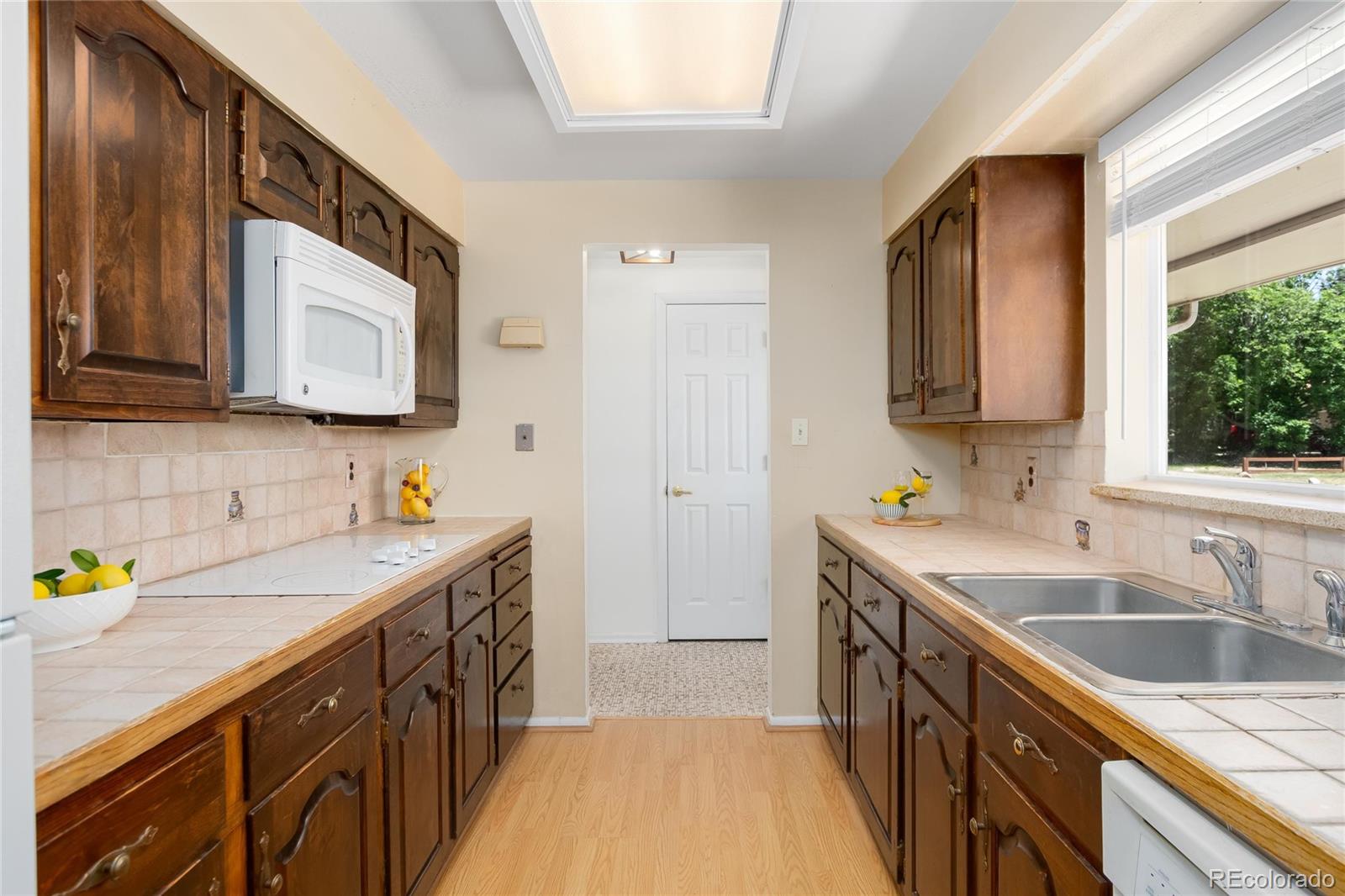 MLS Image #16 for 8711 s ammons street,littleton, Colorado