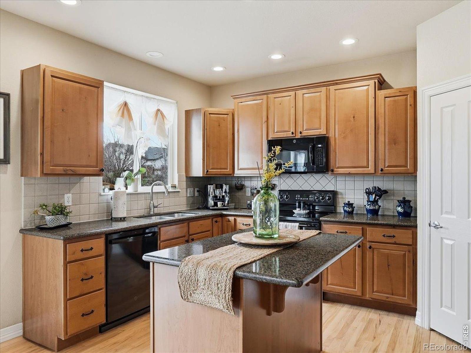 MLS Image #20 for 16821  roberts street,mead, Colorado