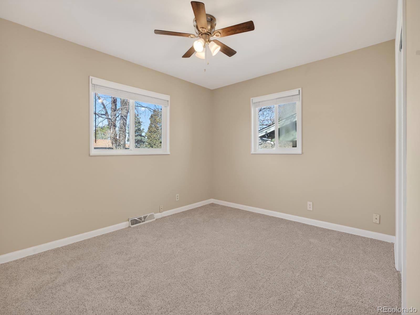 MLS Image #11 for 950  jamaica street,aurora, Colorado