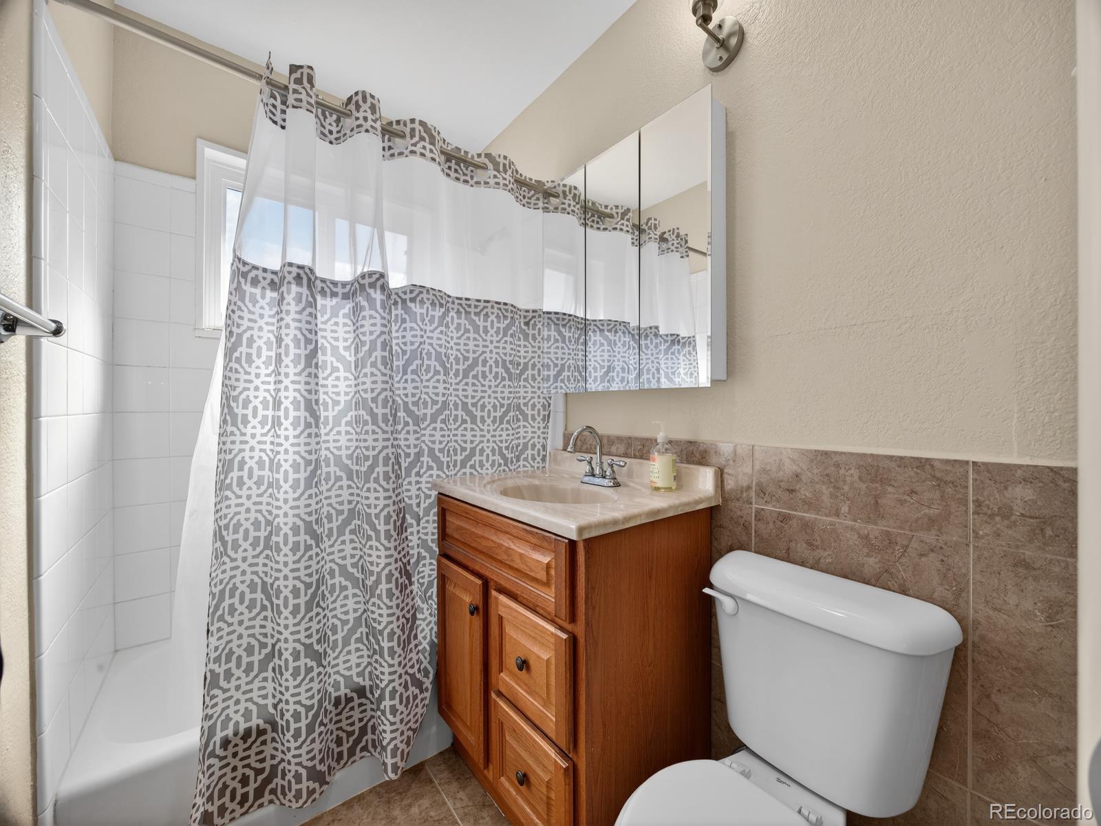MLS Image #15 for 950  jamaica street,aurora, Colorado