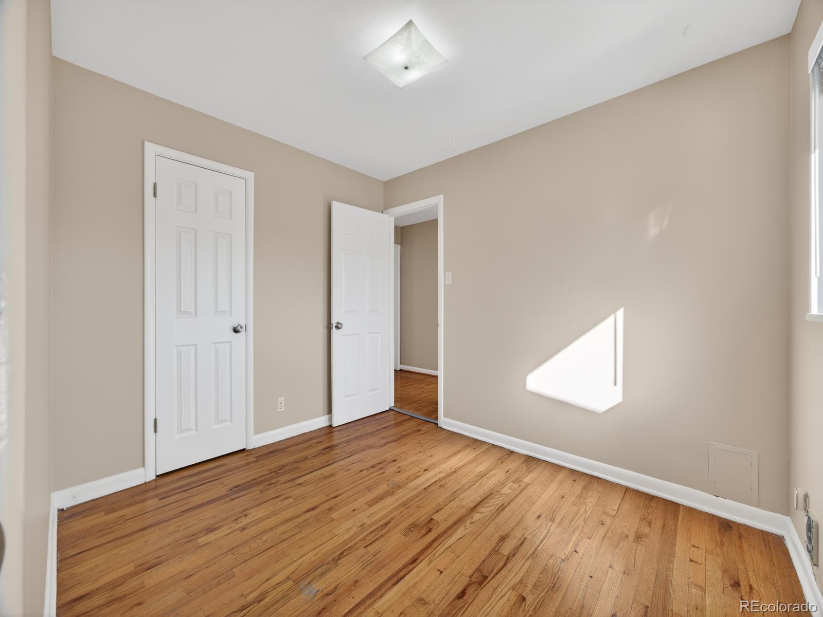 MLS Image #17 for 950  jamaica street,aurora, Colorado