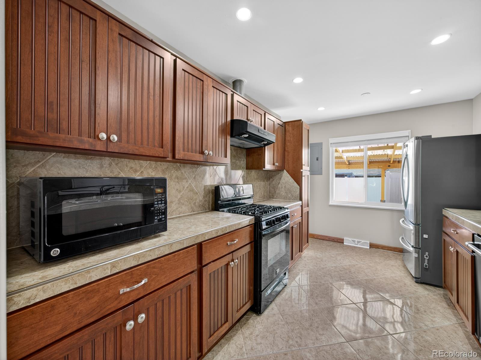 MLS Image #20 for 950  jamaica street,aurora, Colorado