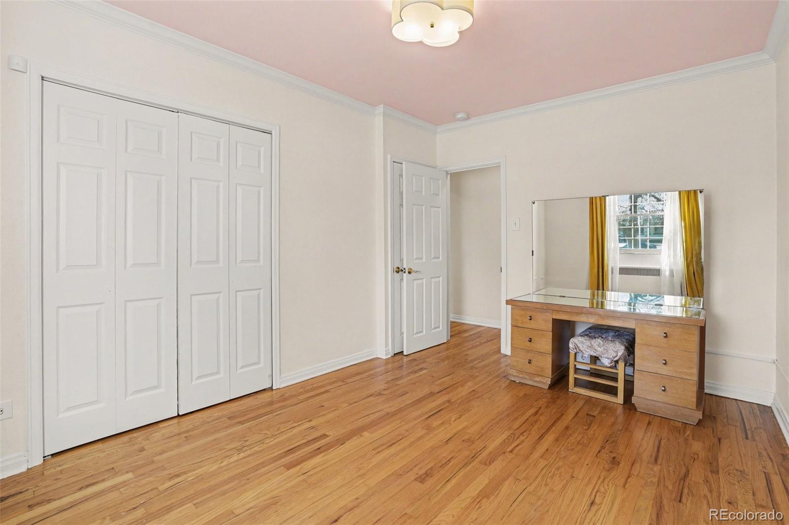 MLS Image #4 for 1409  ivy street,denver, Colorado