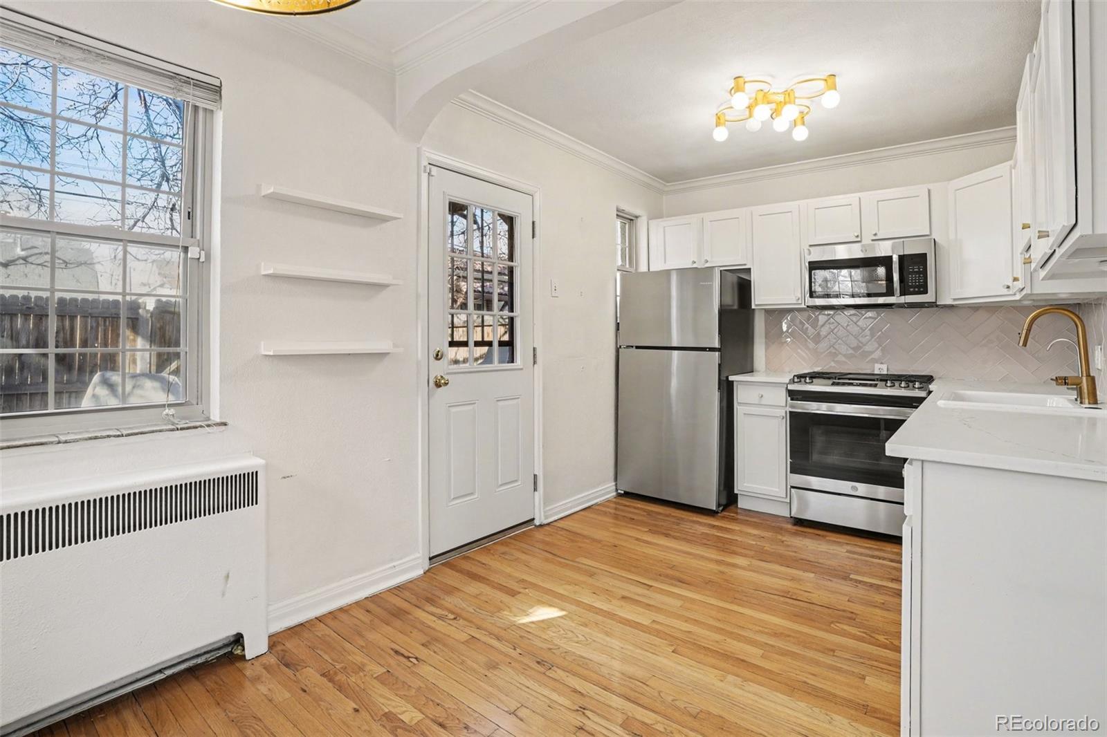 MLS Image #8 for 1409  ivy street,denver, Colorado