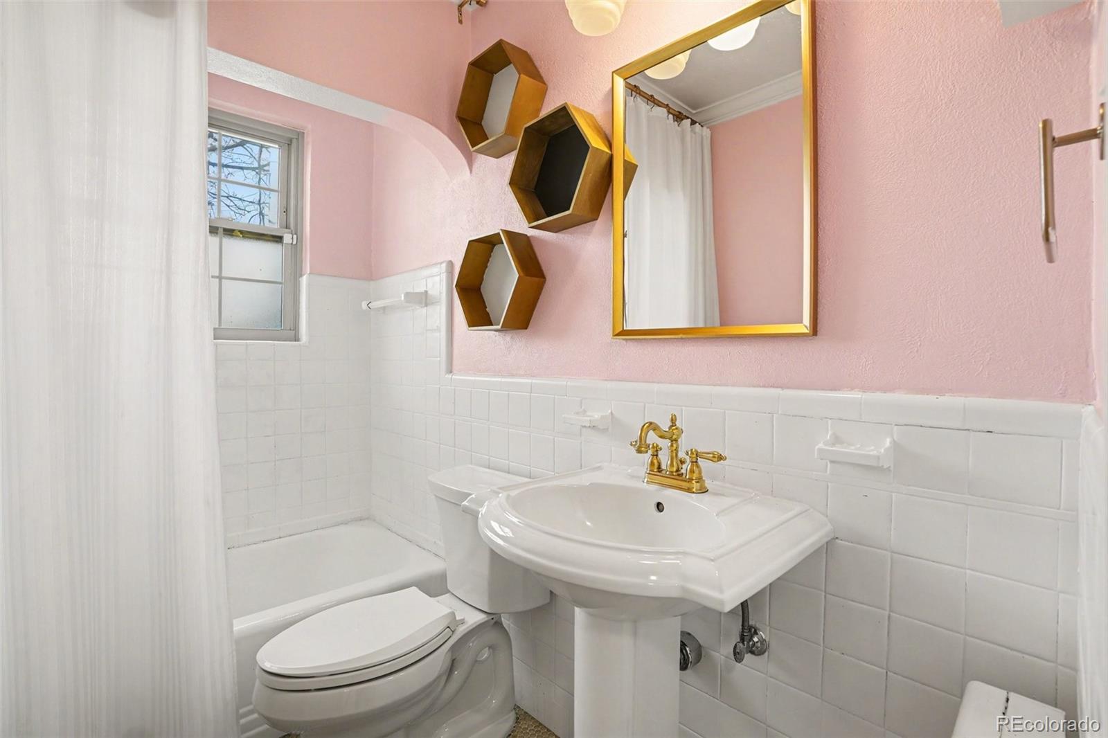 MLS Image #9 for 1409  ivy street,denver, Colorado