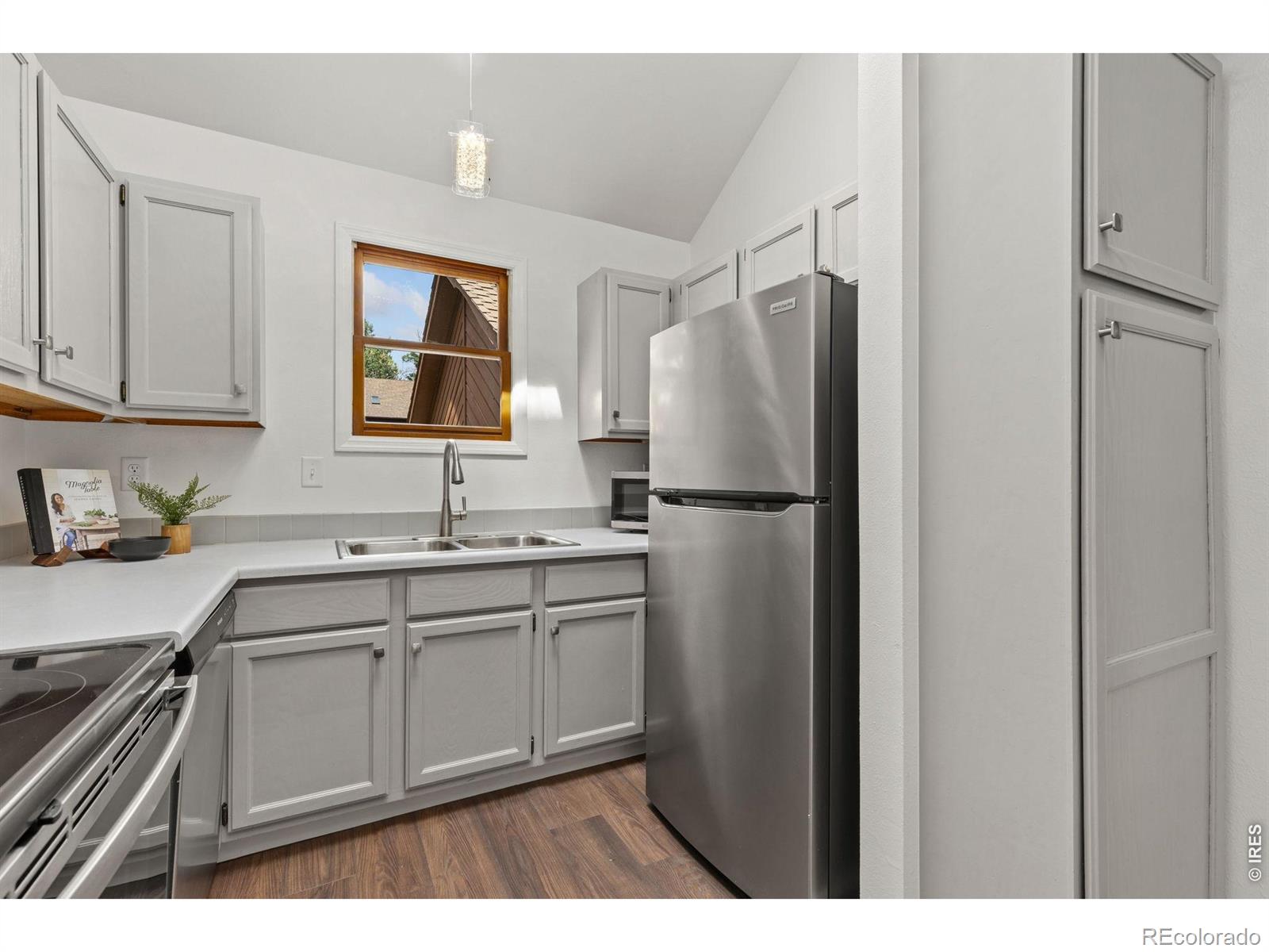MLS Image #12 for 3119  bell drive,boulder, Colorado