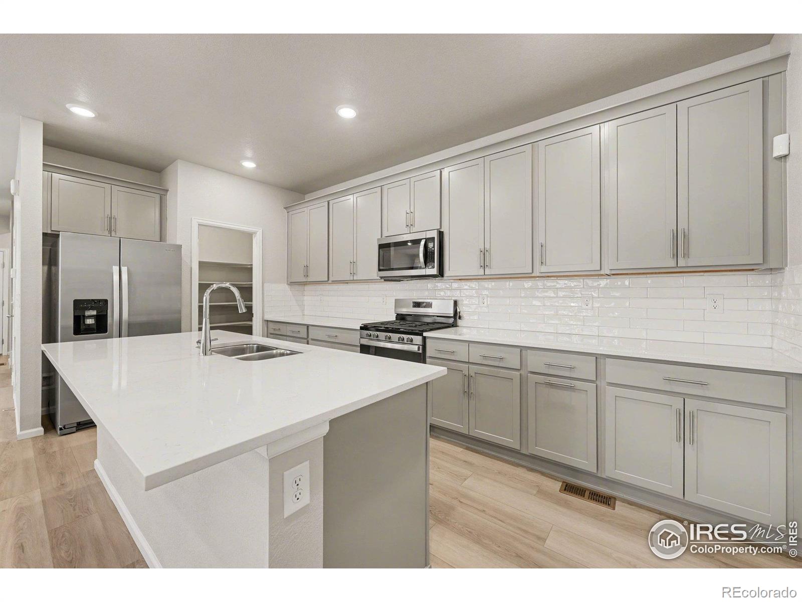 MLS Image #9 for 359  remuda road,berthoud, Colorado