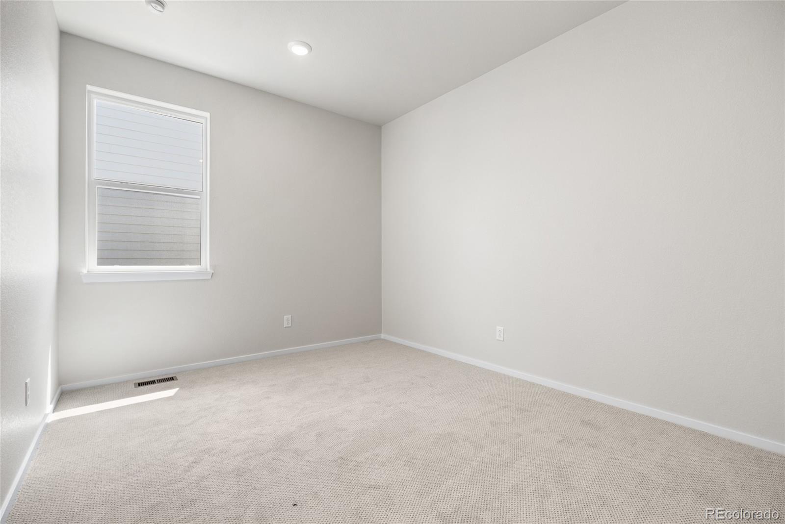 MLS Image #9 for 2737  mosker street,strasburg, Colorado