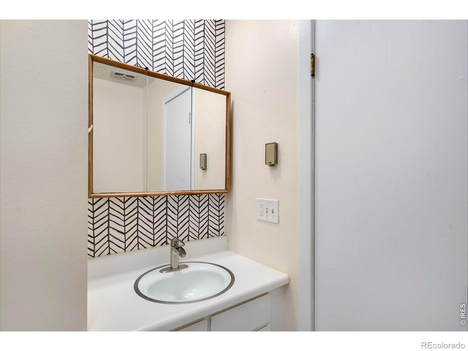 MLS Image #29 for 500  elm avenue,estes park, Colorado