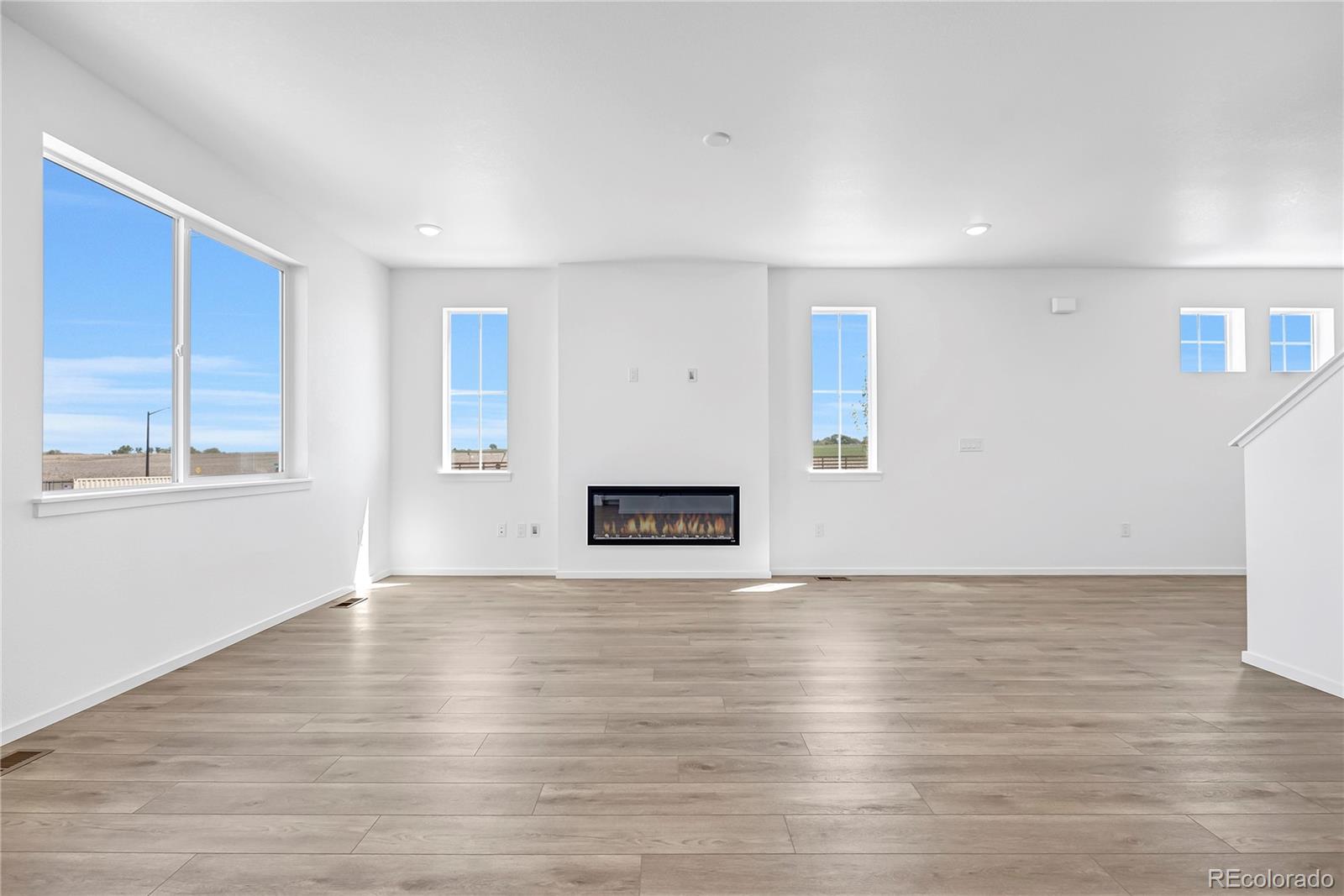MLS Image #2 for 6911  utica avenue,longmont, Colorado