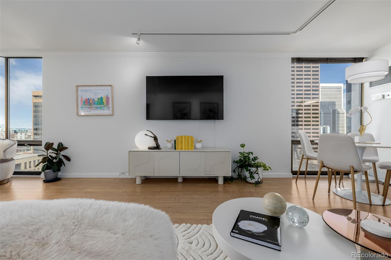 MLS Image #5 for 1625  larimer street 1207,denver, Colorado