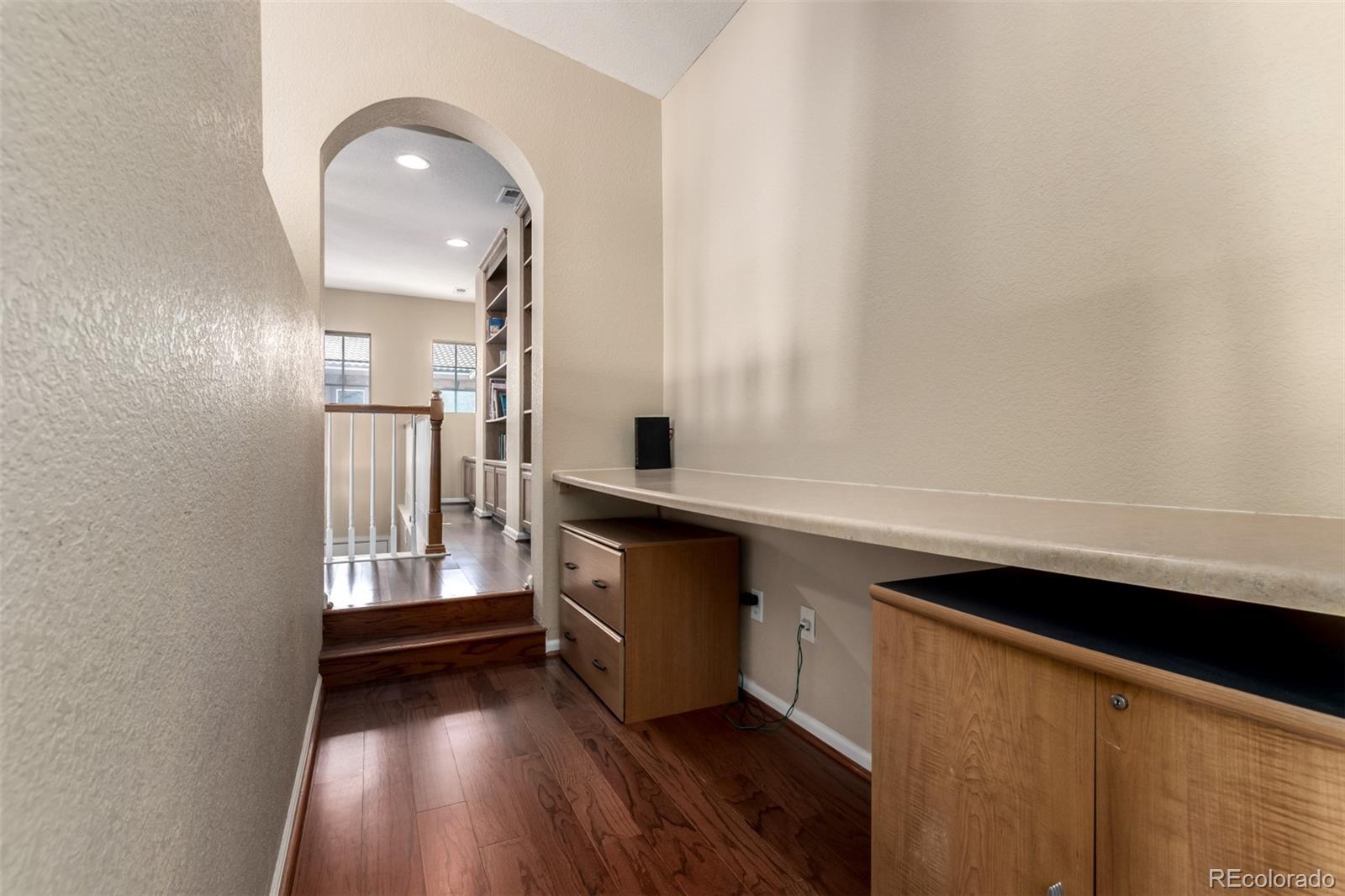 MLS Image #10 for 7621 e 26th avenue,denver, Colorado