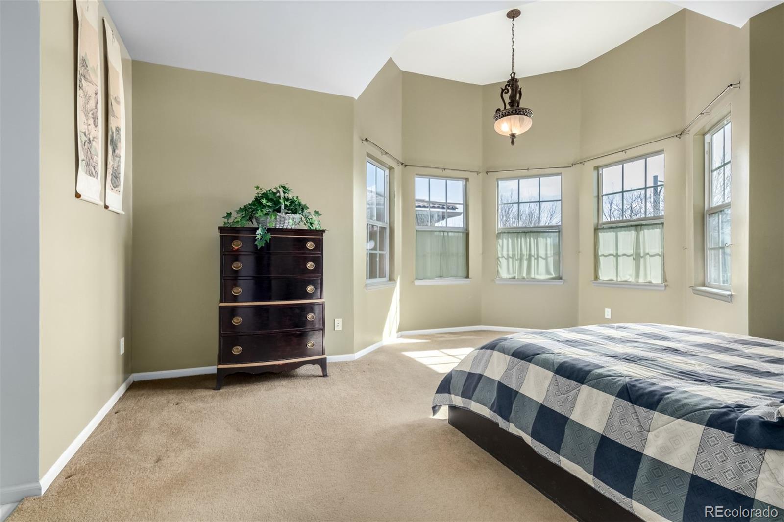 MLS Image #12 for 7621 e 26th avenue,denver, Colorado