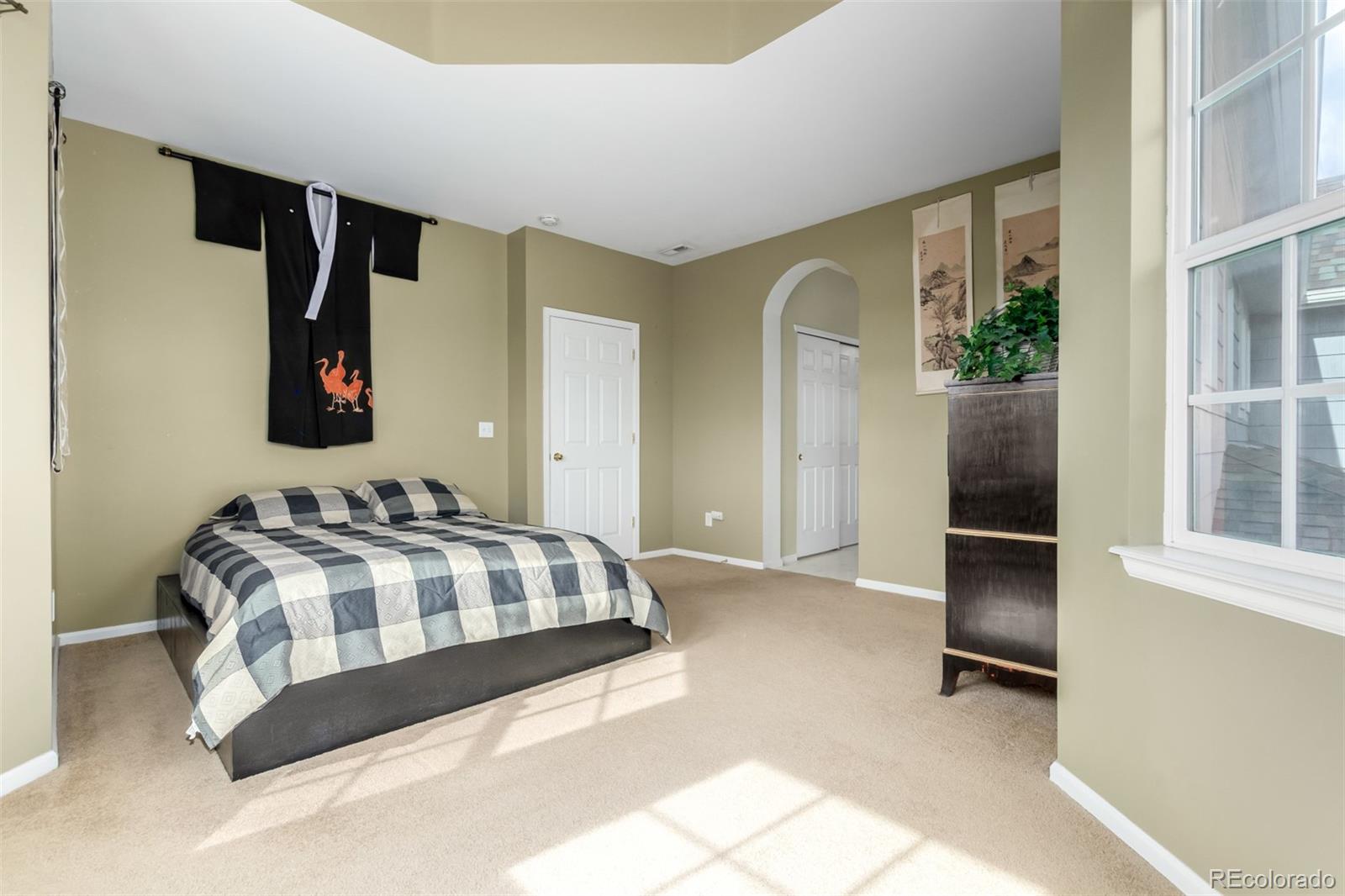 MLS Image #13 for 7621 e 26th avenue,denver, Colorado