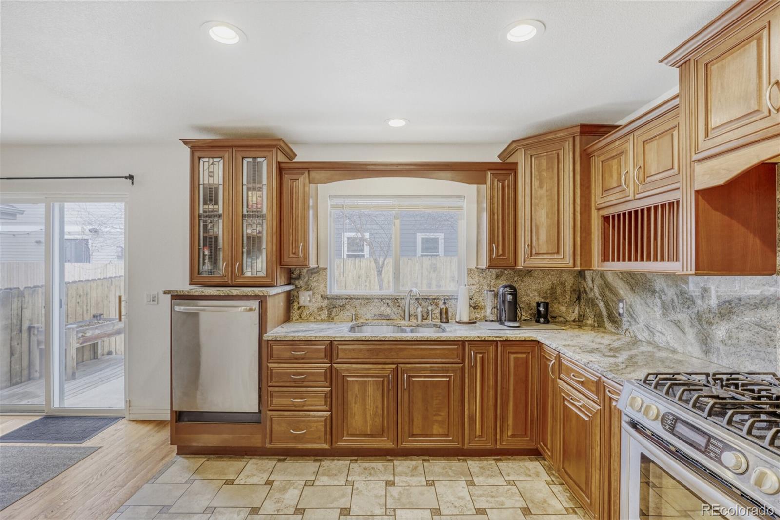 MLS Image #12 for 3708  dexter court,denver, Colorado