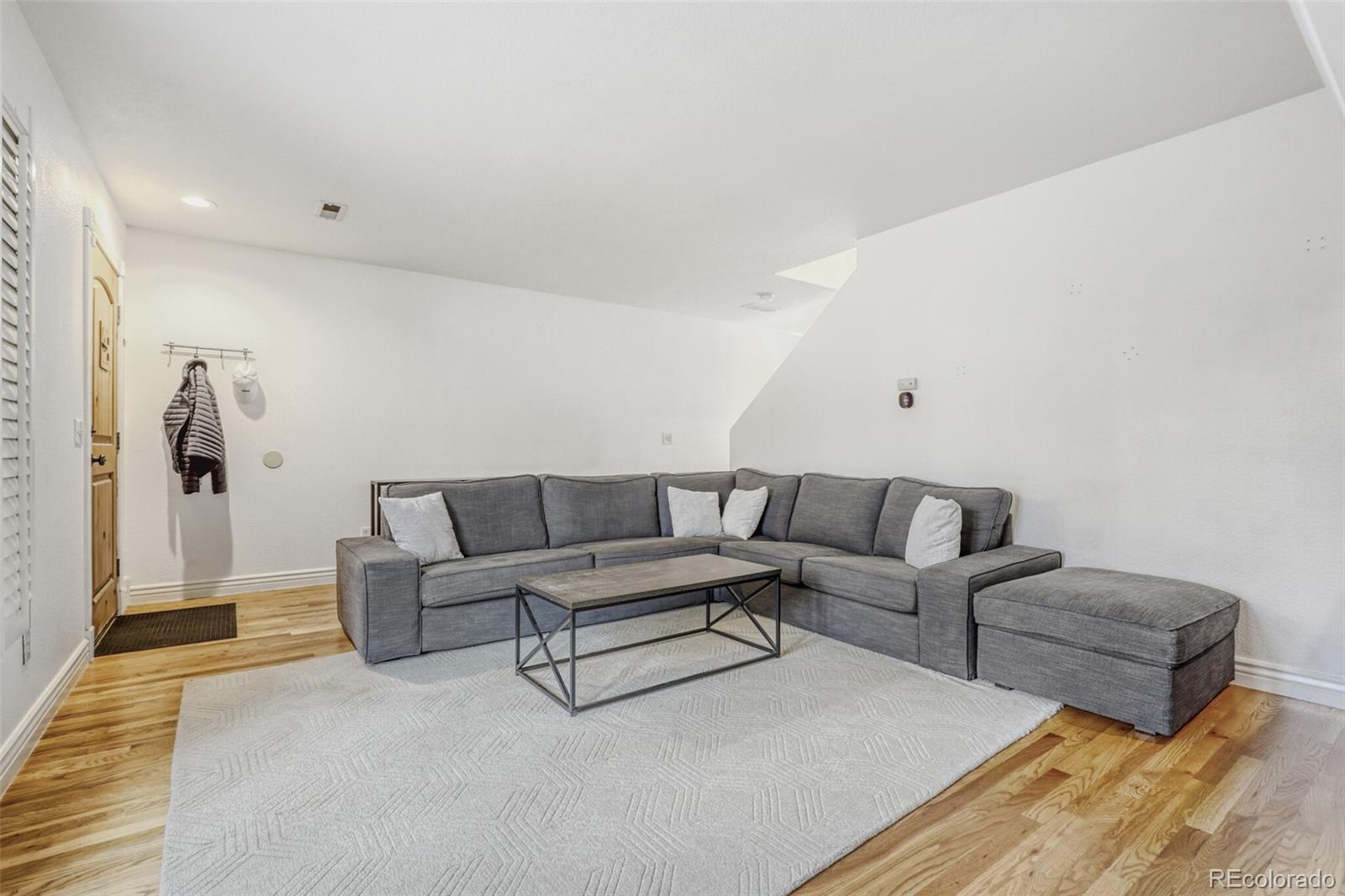 MLS Image #6 for 3708  dexter court,denver, Colorado