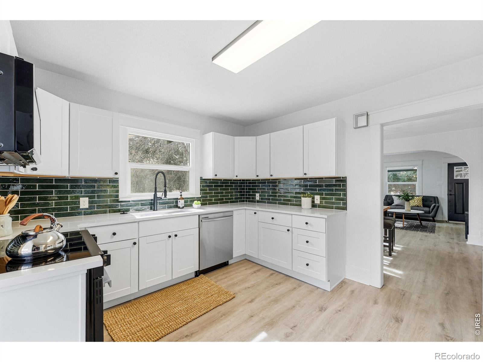 MLS Image #12 for 830  martin street,longmont, Colorado