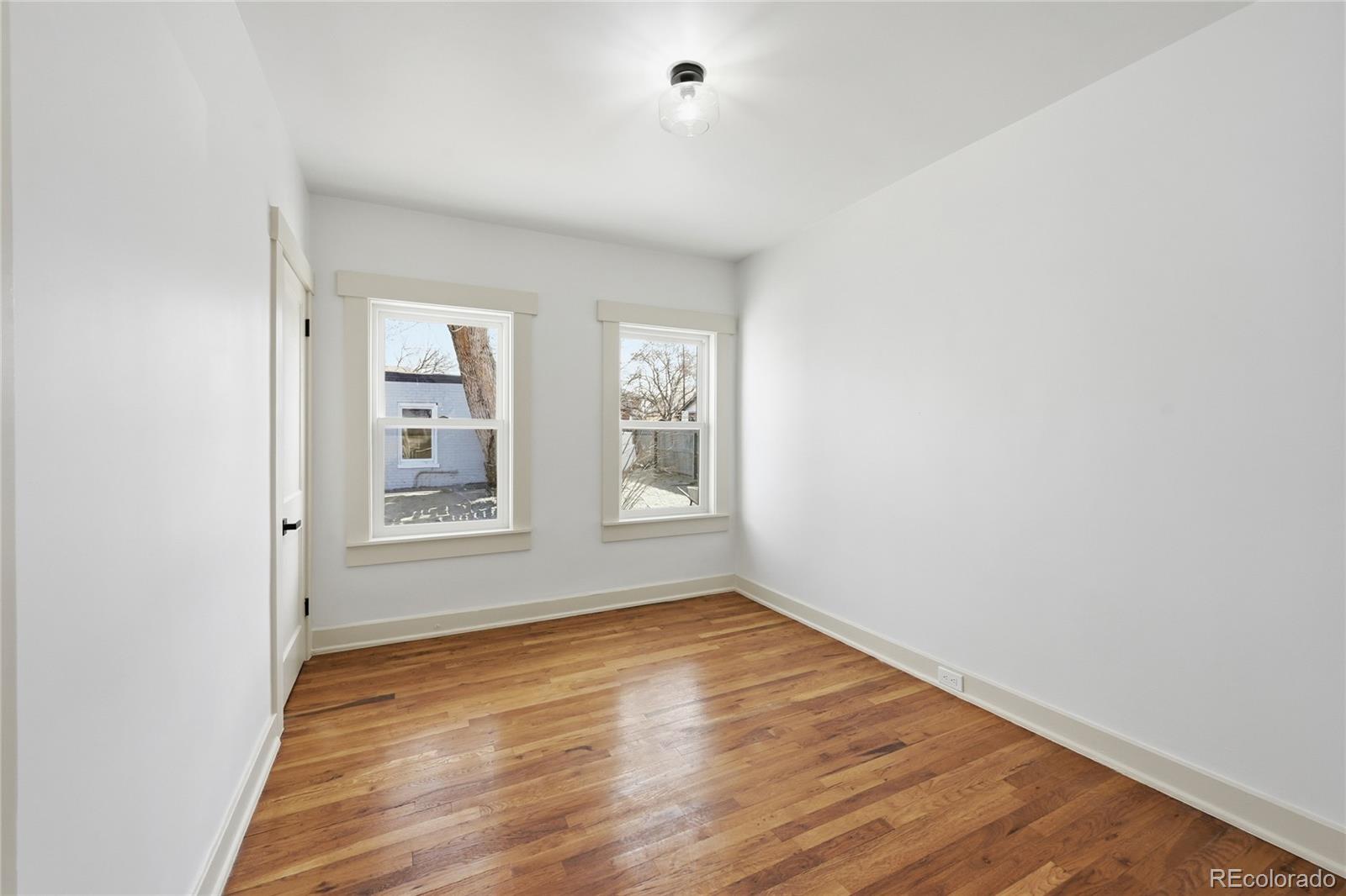 MLS Image #10 for 292 s lafayette street,denver, Colorado