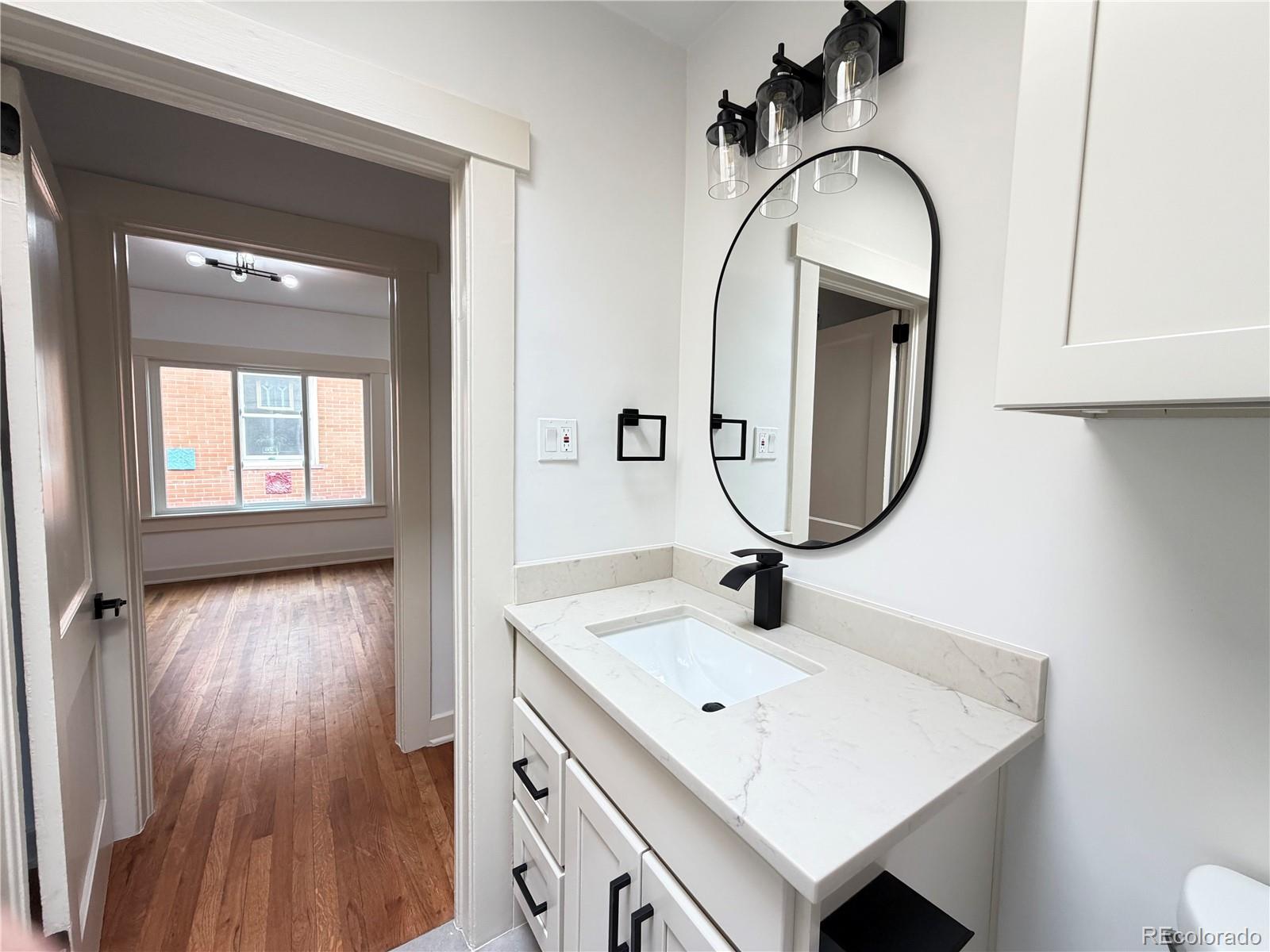 MLS Image #13 for 292 s lafayette street,denver, Colorado