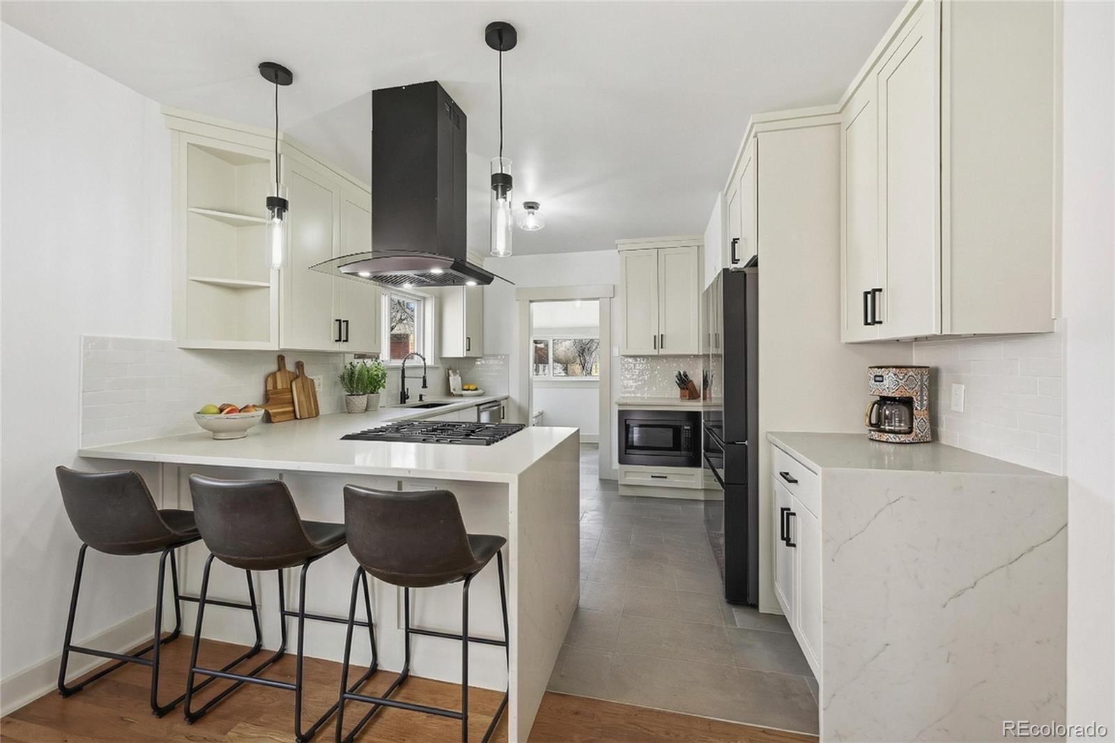 MLS Image #25 for 292 s lafayette street,denver, Colorado