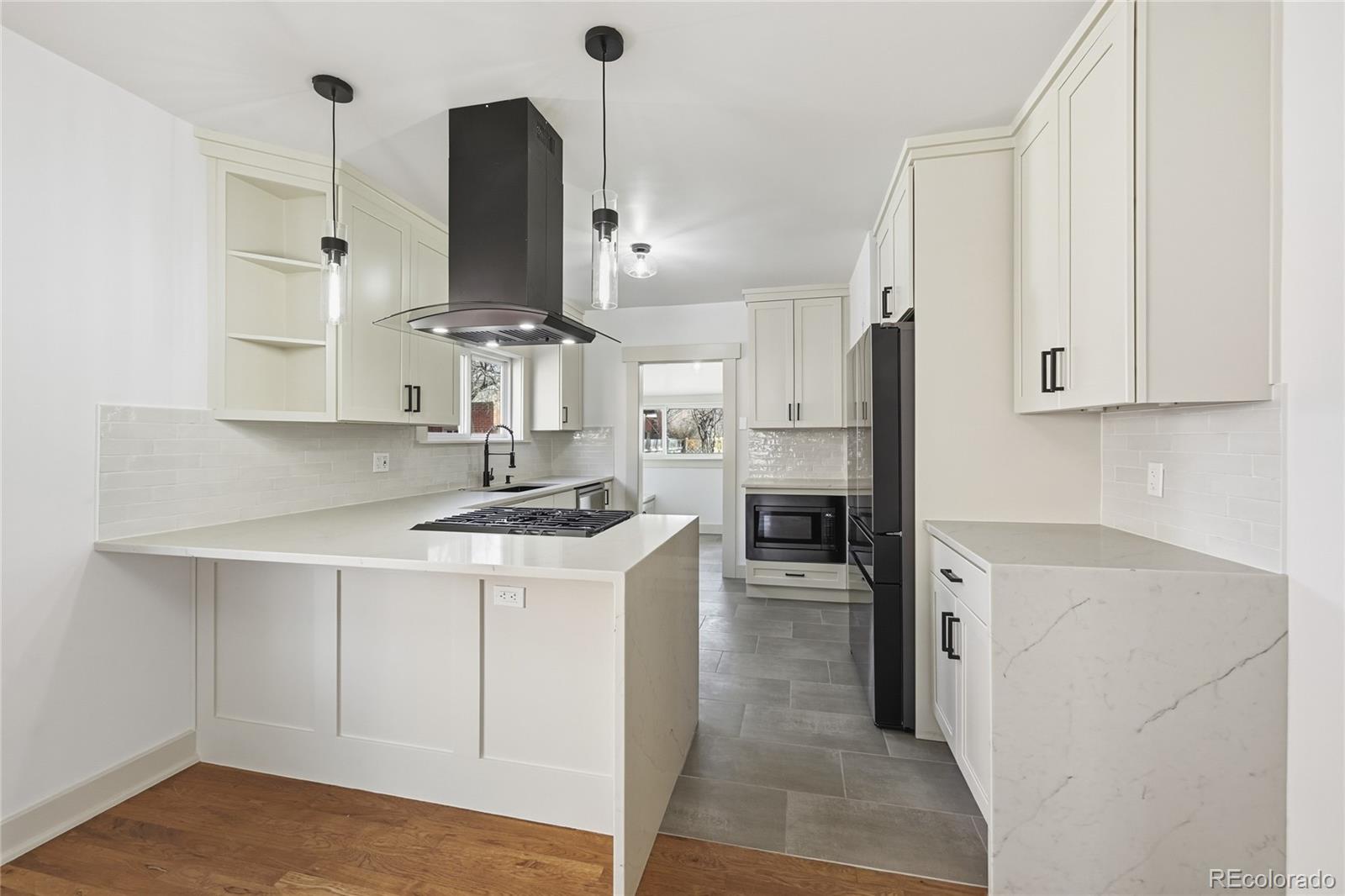 MLS Image #6 for 292 s lafayette street,denver, Colorado