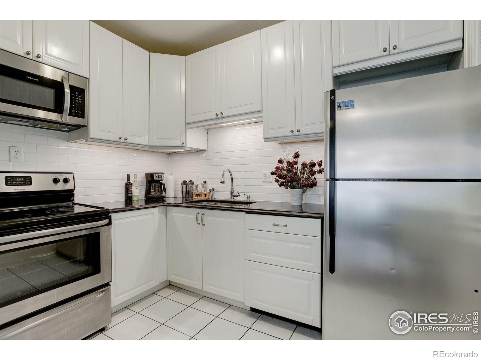 MLS Image #2 for 521 e 14th avenue 18,denver, Colorado