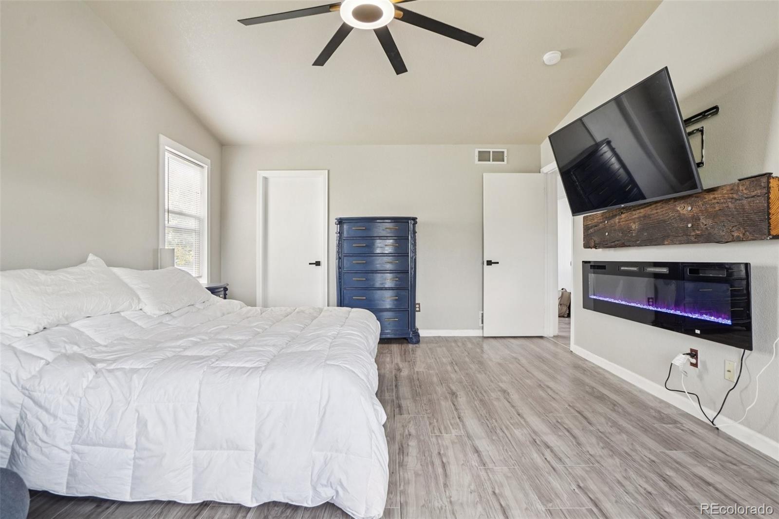 MLS Image #15 for 13611  wrangler way,mead, Colorado