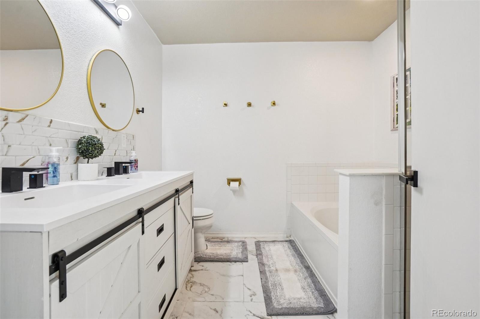 MLS Image #16 for 13611  wrangler way,mead, Colorado