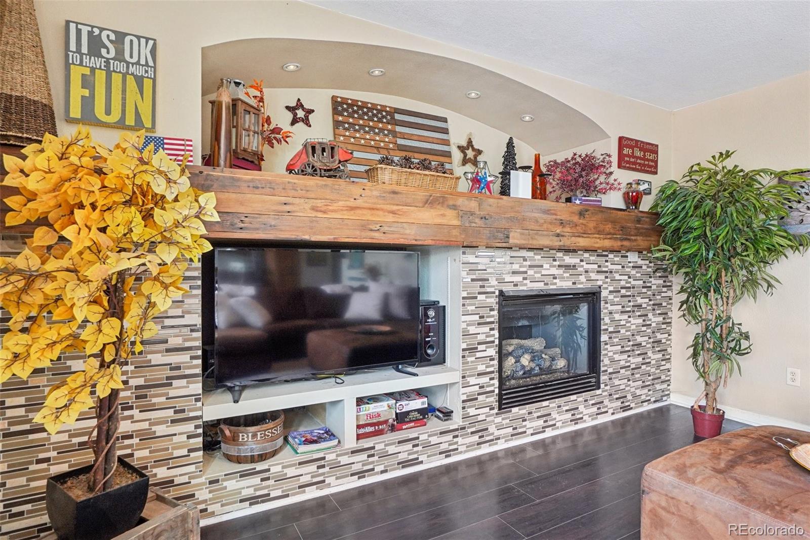 MLS Image #3 for 13611  wrangler way,mead, Colorado