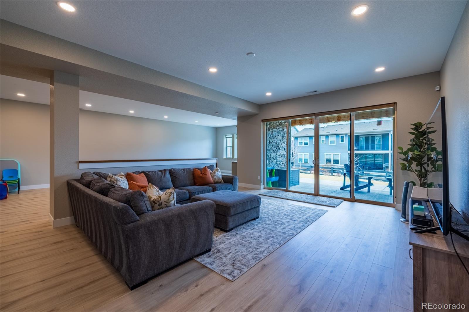 MLS Image #33 for 6955  sunstrand court,castle pines, Colorado