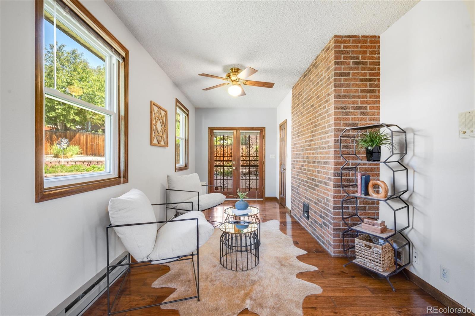 MLS Image #10 for 4641 s perry way,denver, Colorado