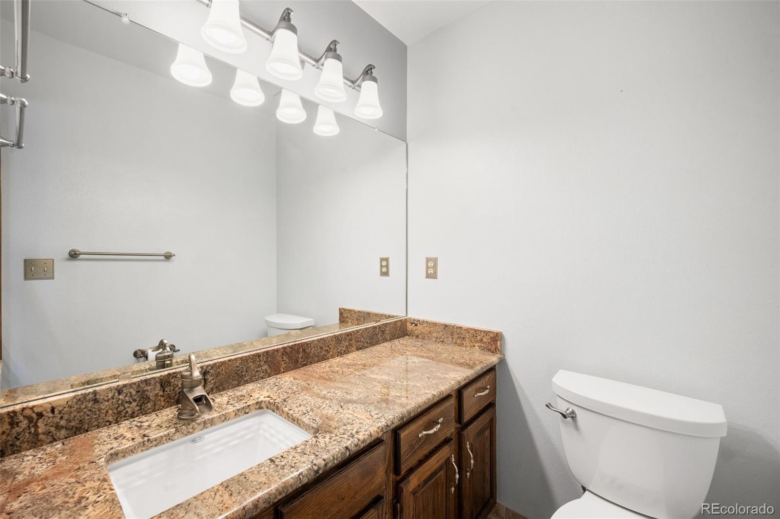 MLS Image #27 for 4641 s perry way,denver, Colorado