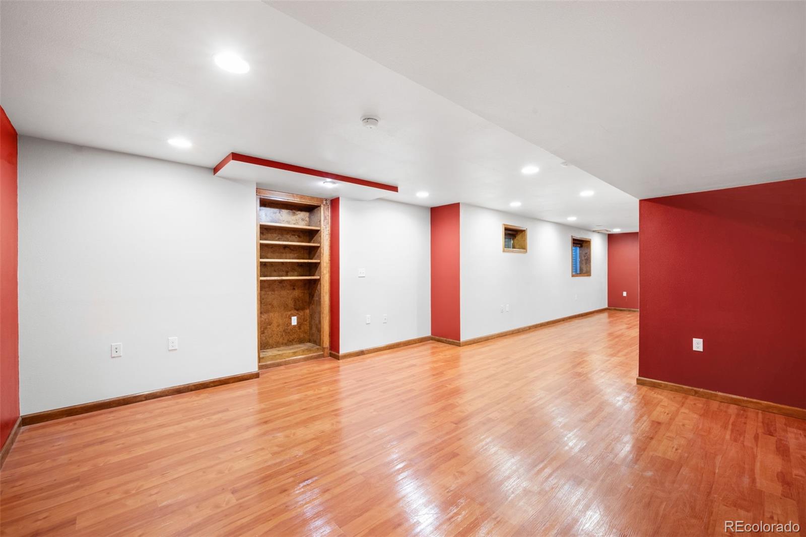 MLS Image #29 for 4641 s perry way,denver, Colorado