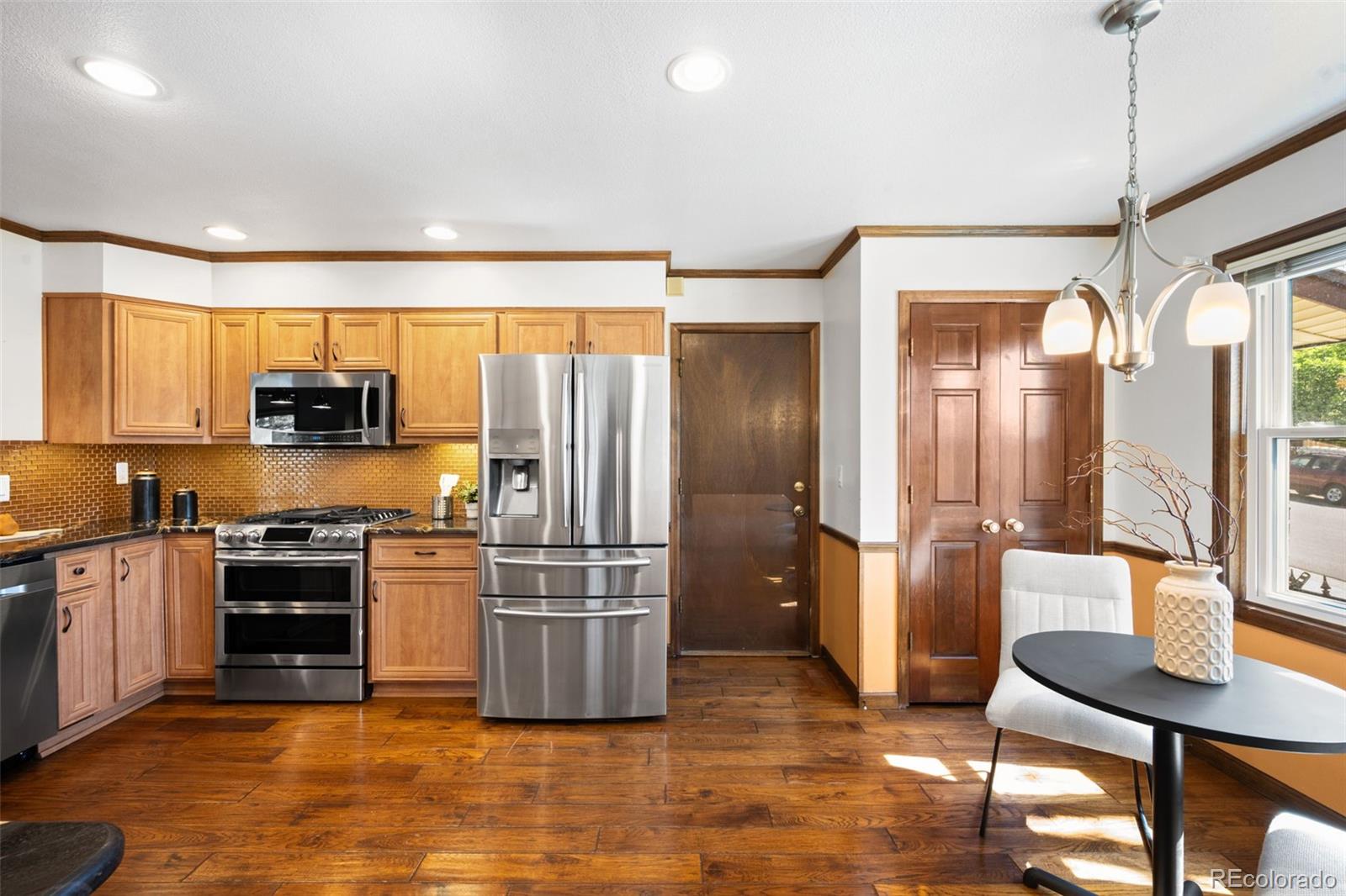 MLS Image #6 for 4641 s perry way,denver, Colorado