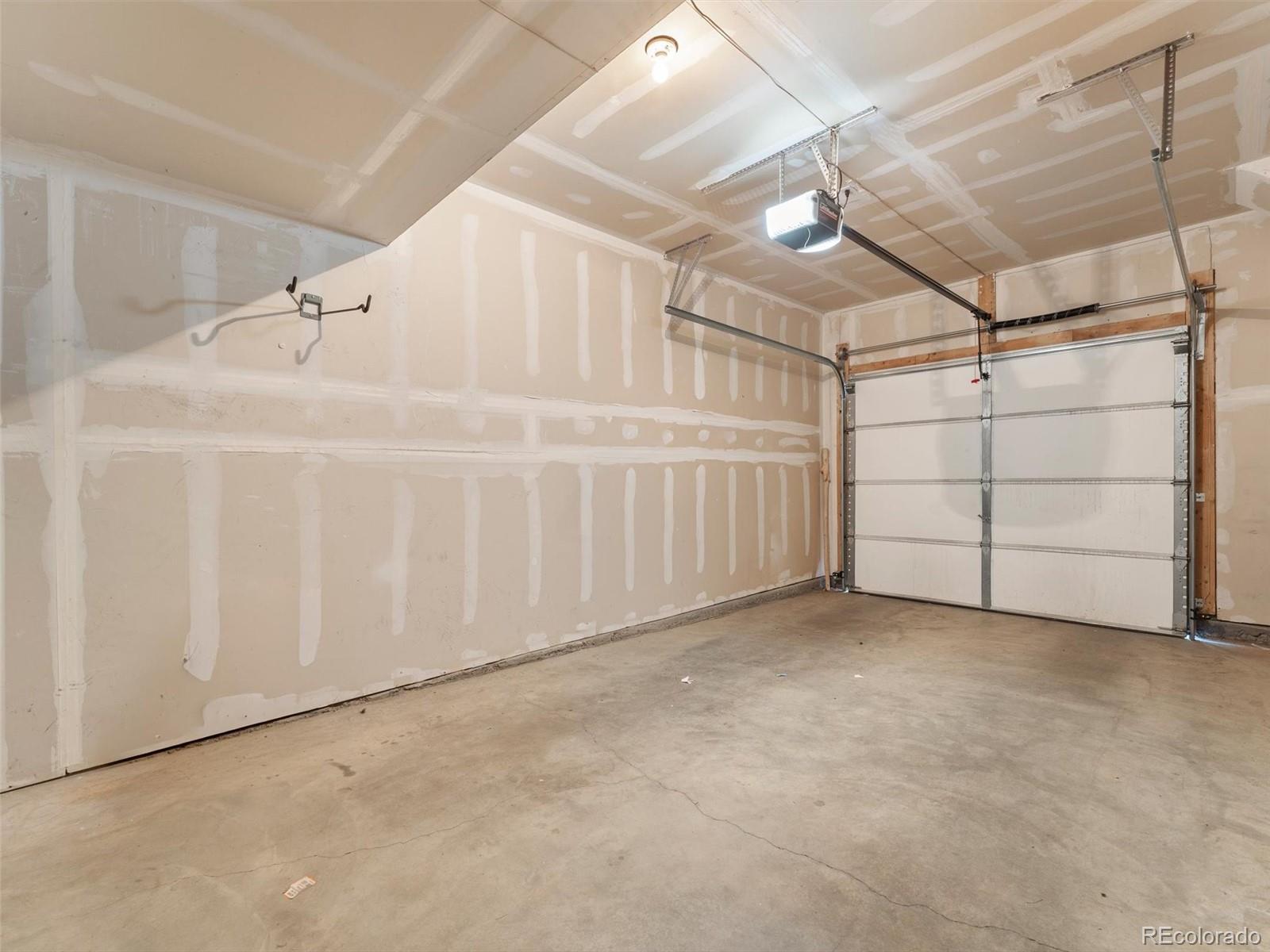 MLS Image #22 for 5800  tower road,denver, Colorado