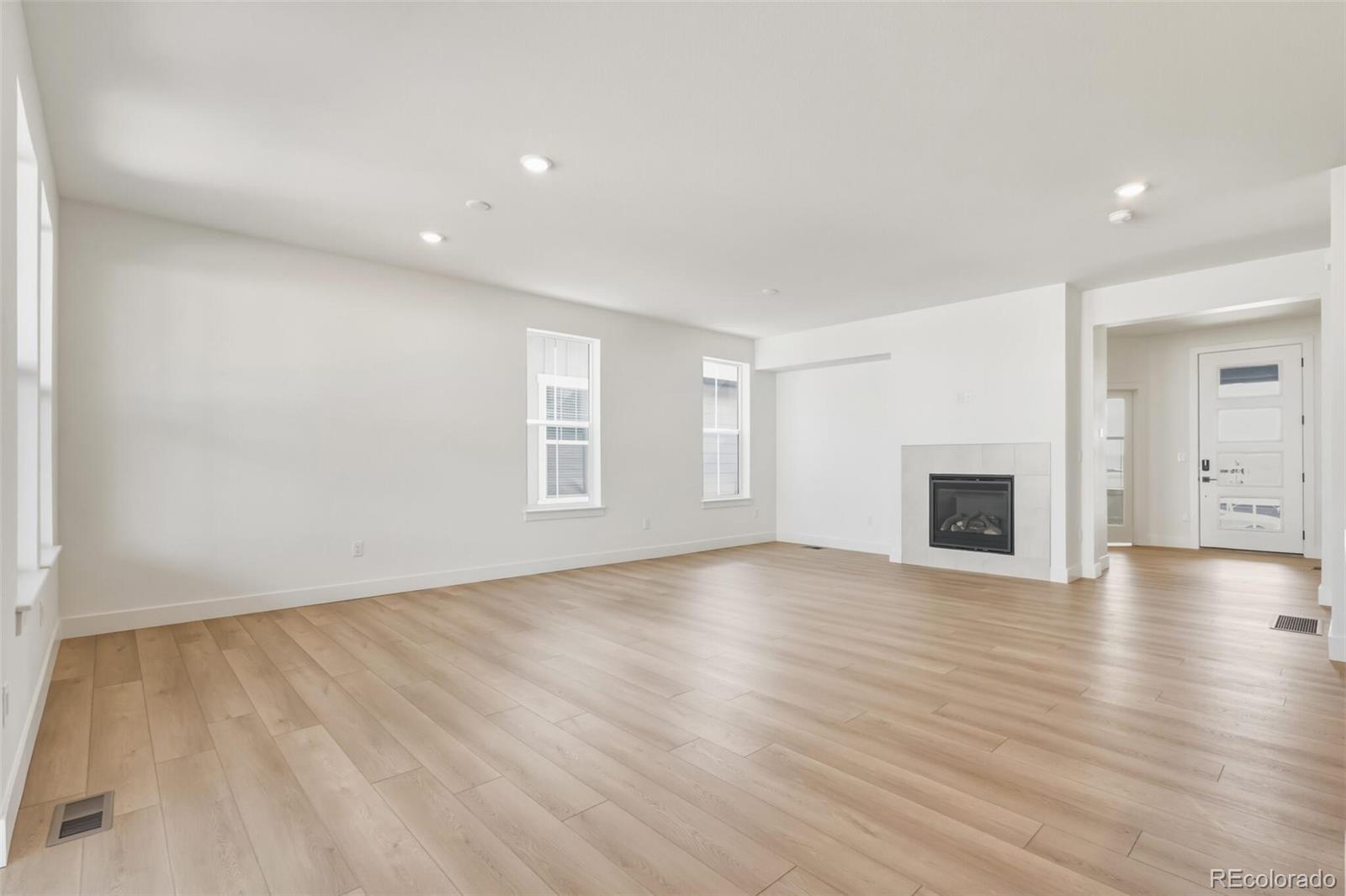 MLS Image #6 for 1597  bloom street,brighton, Colorado
