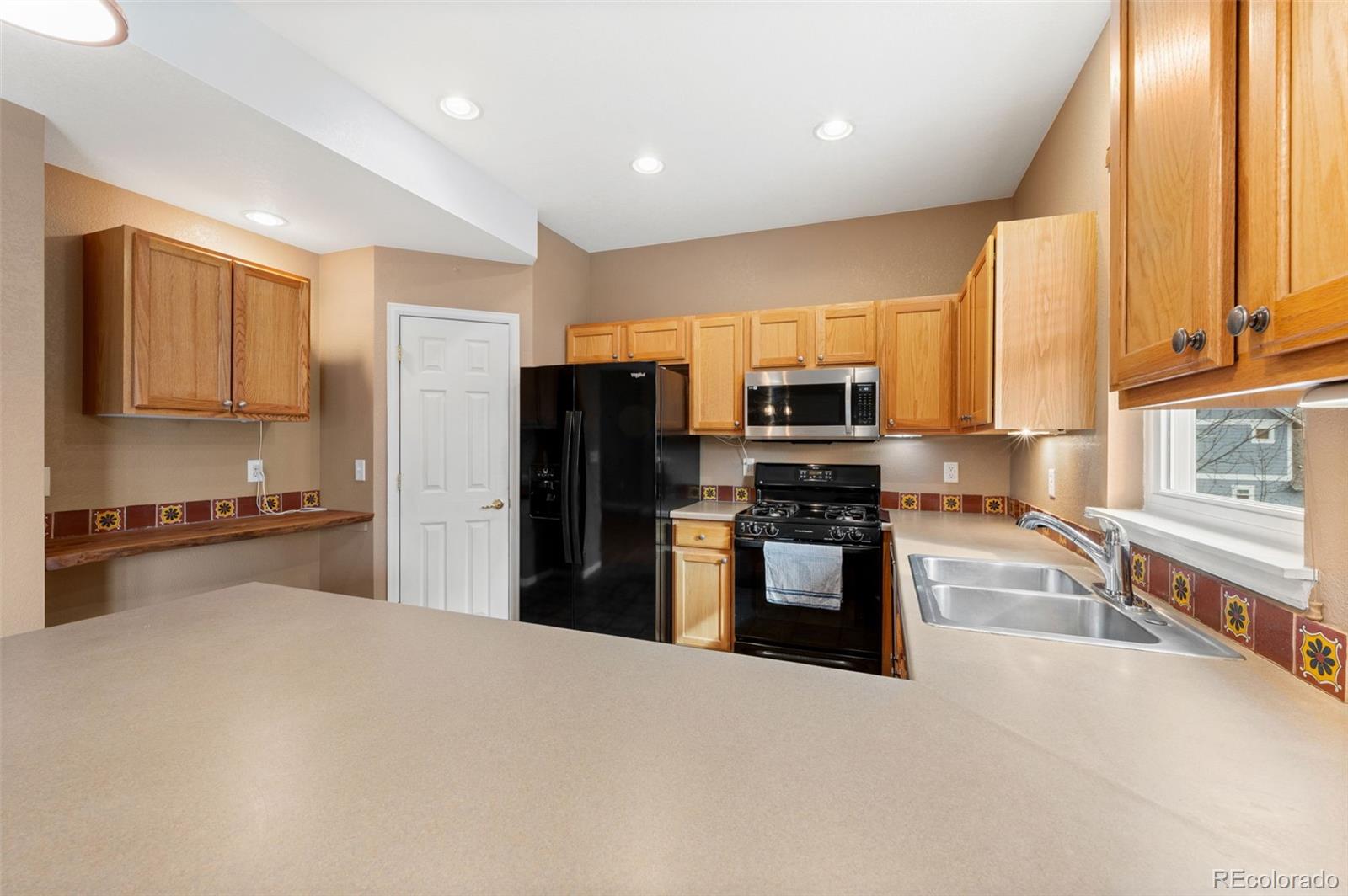 MLS Image #20 for 2237  watersong circle,longmont, Colorado