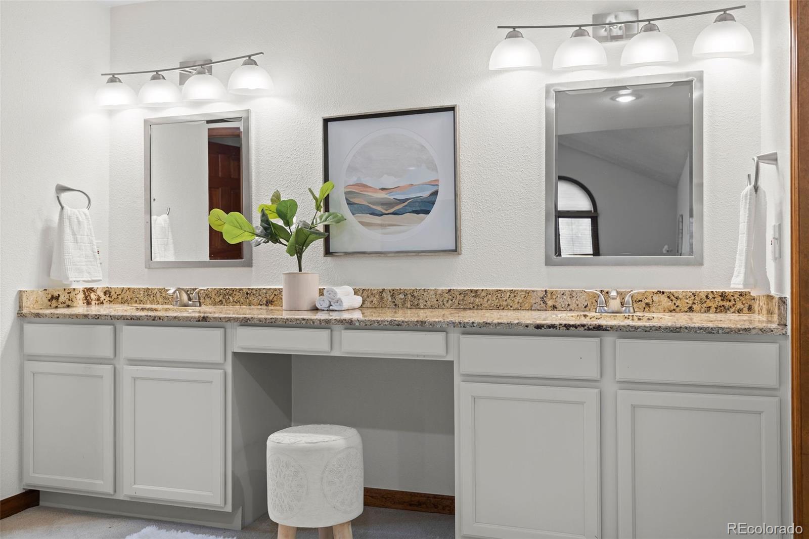 MLS Image #32 for 11602 e lake avenue,englewood, Colorado