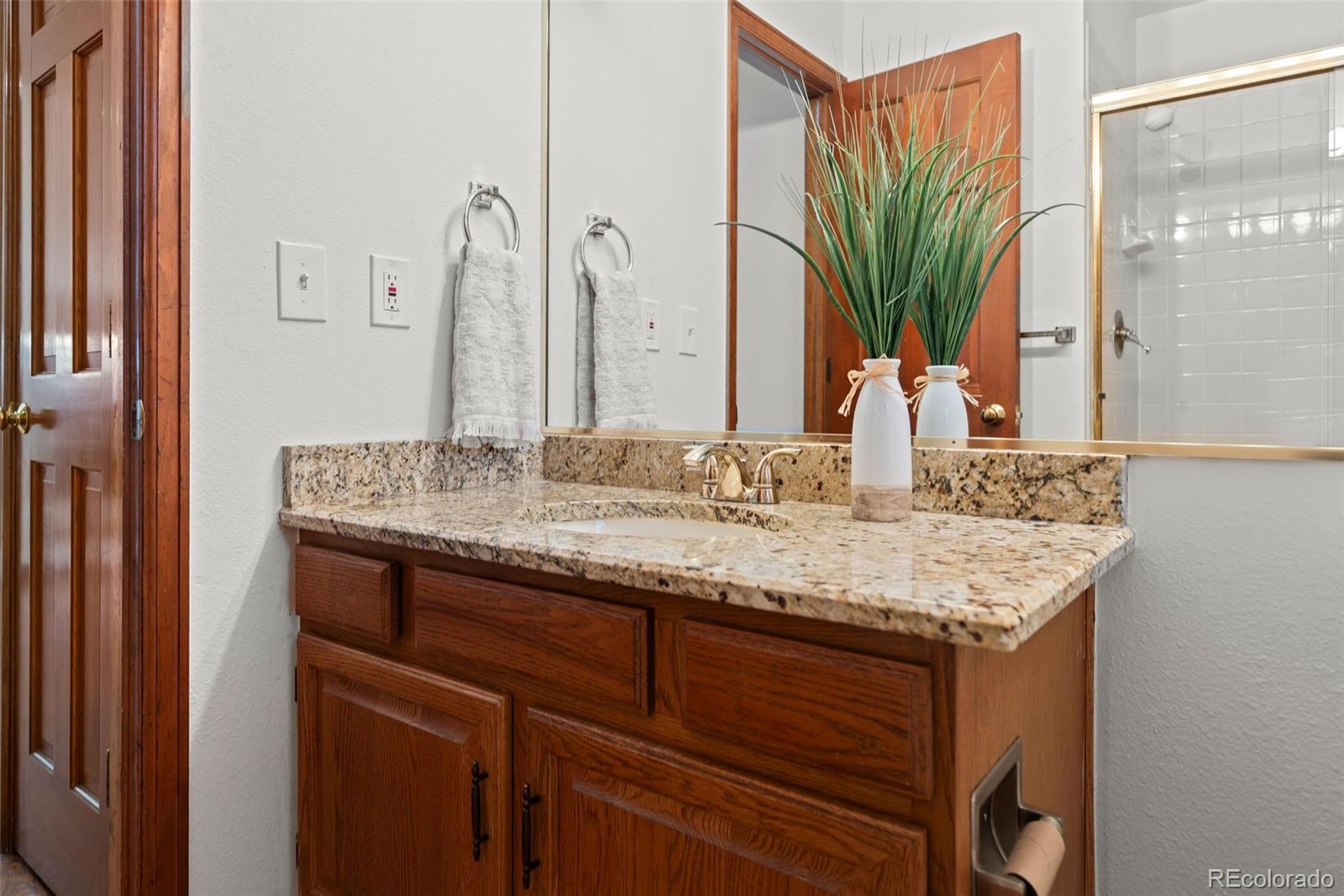 MLS Image #6 for 11602 e lake avenue,englewood, Colorado
