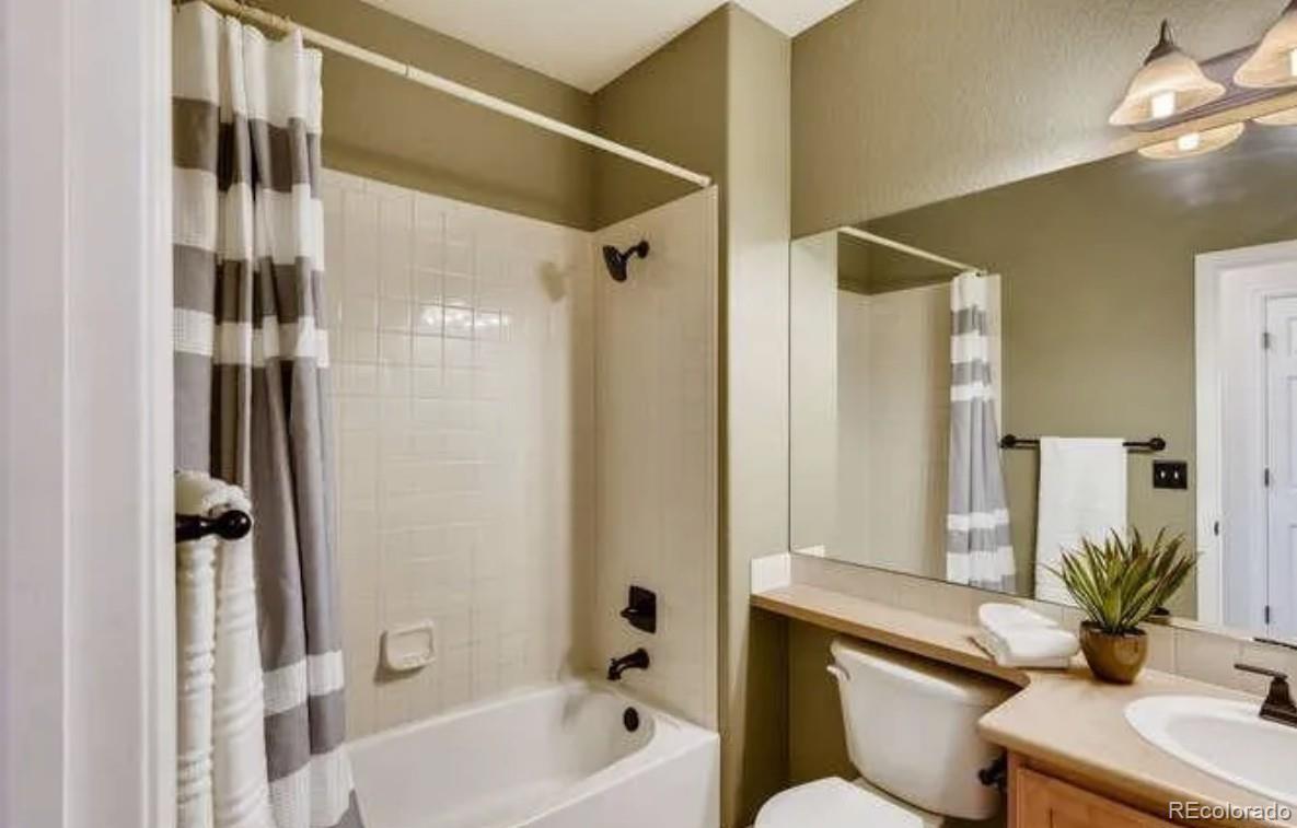 MLS Image #12 for 20947 e eastman avenue,aurora, Colorado