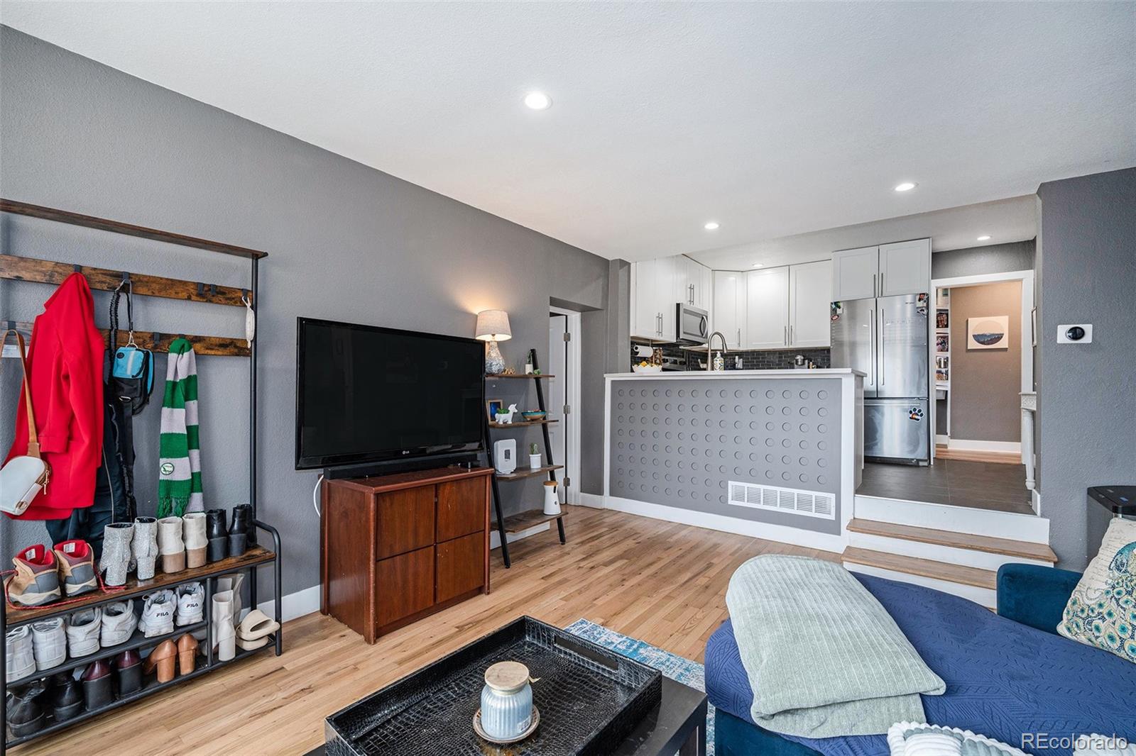 MLS Image #5 for 4827  meade street,denver, Colorado