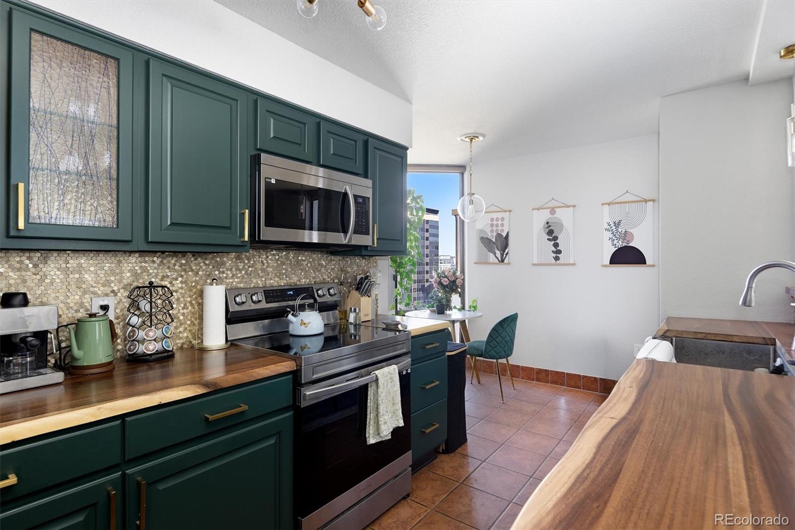 MLS Image #12 for 1625  larimer street 1205,denver, Colorado
